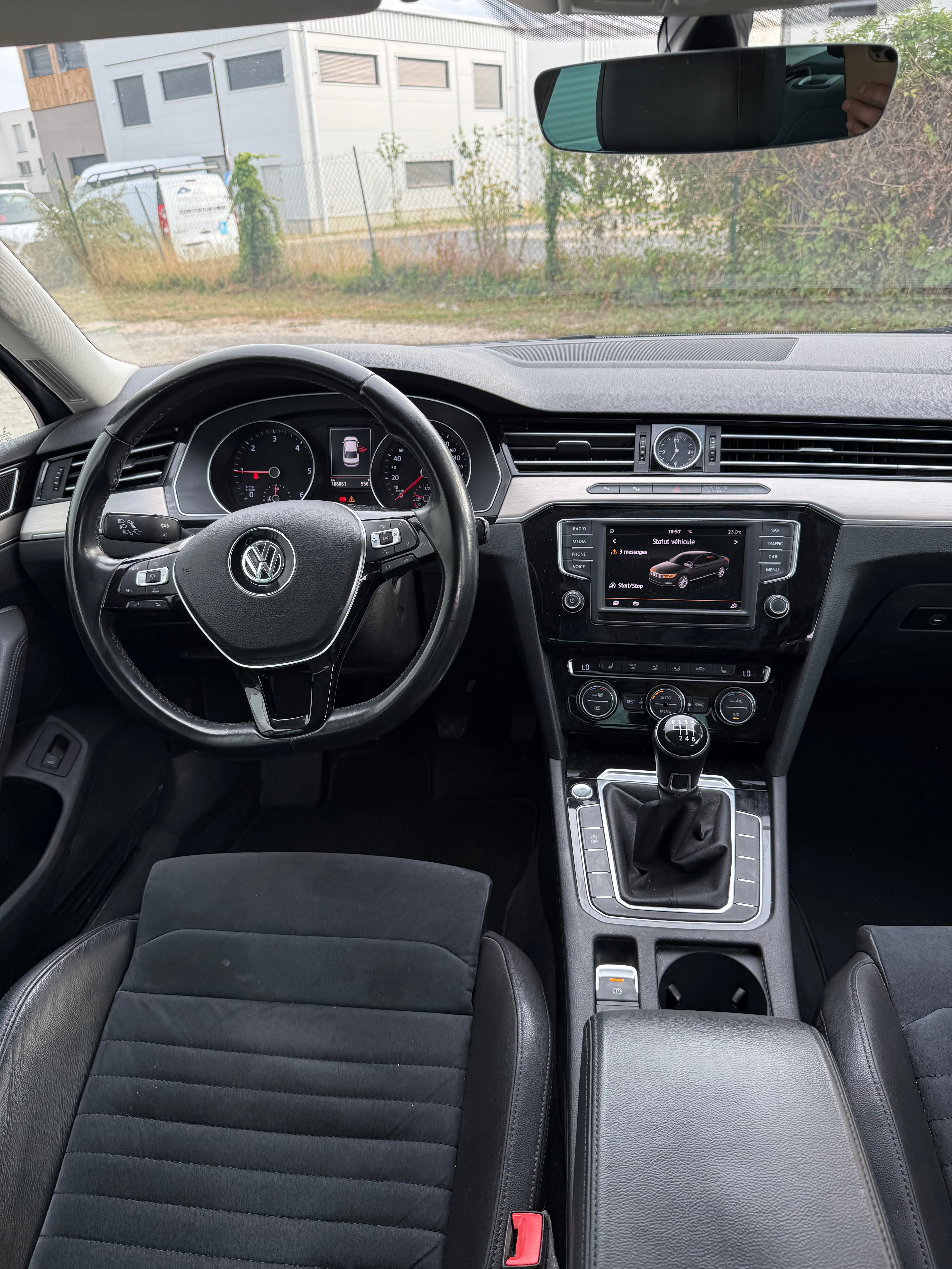 Volkswagen Passat 2.0 TDI Bluemotion 150CH Volkswagen Passat 2.0 TDI Bluemotion 150CH