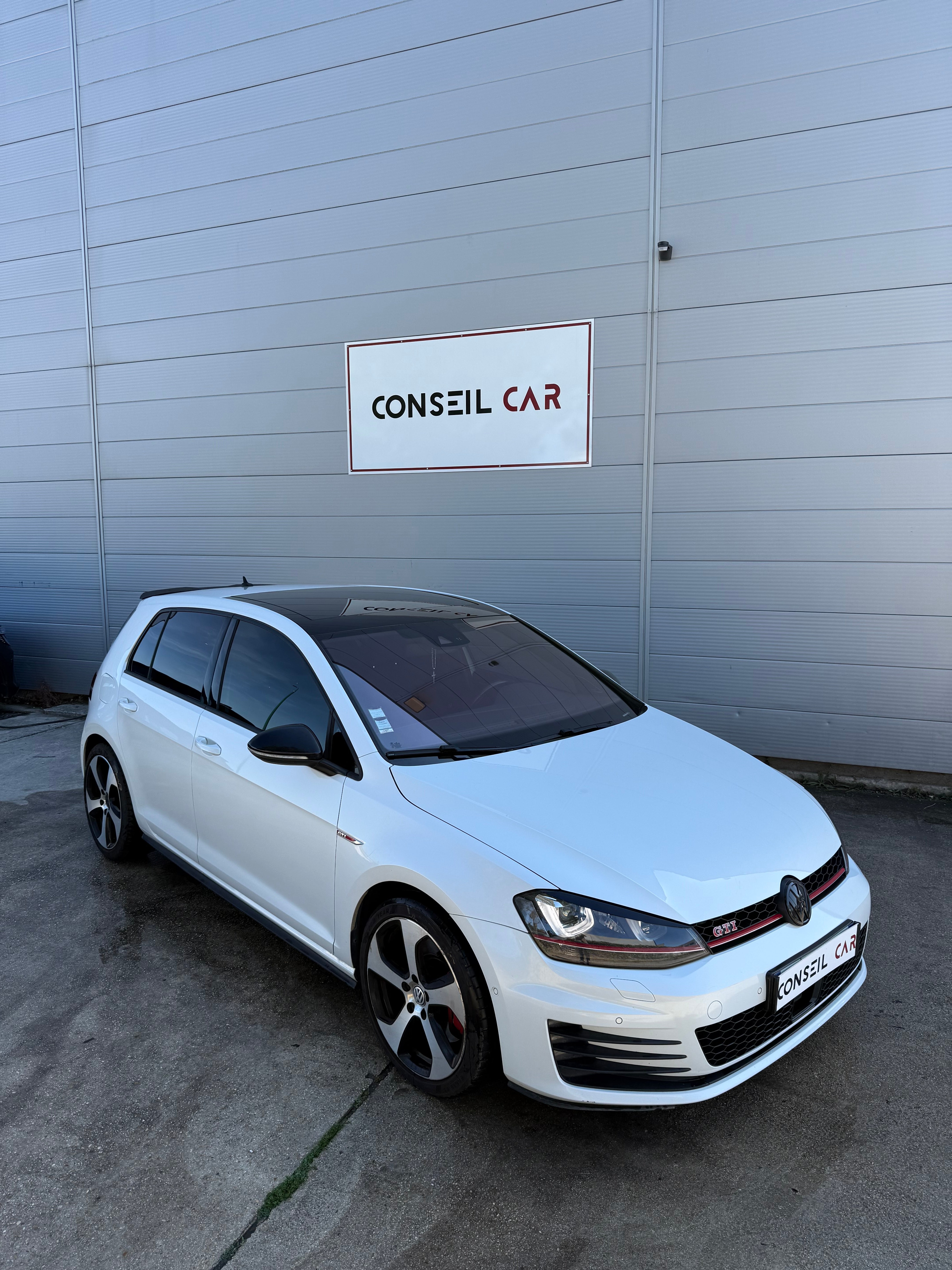 Volkswagen Golf 7 GTI 2.0 TSI DSG6 230ch Performance Volkswagen Golf 7 GTI 2.0 TSI DSG6 230ch Performance