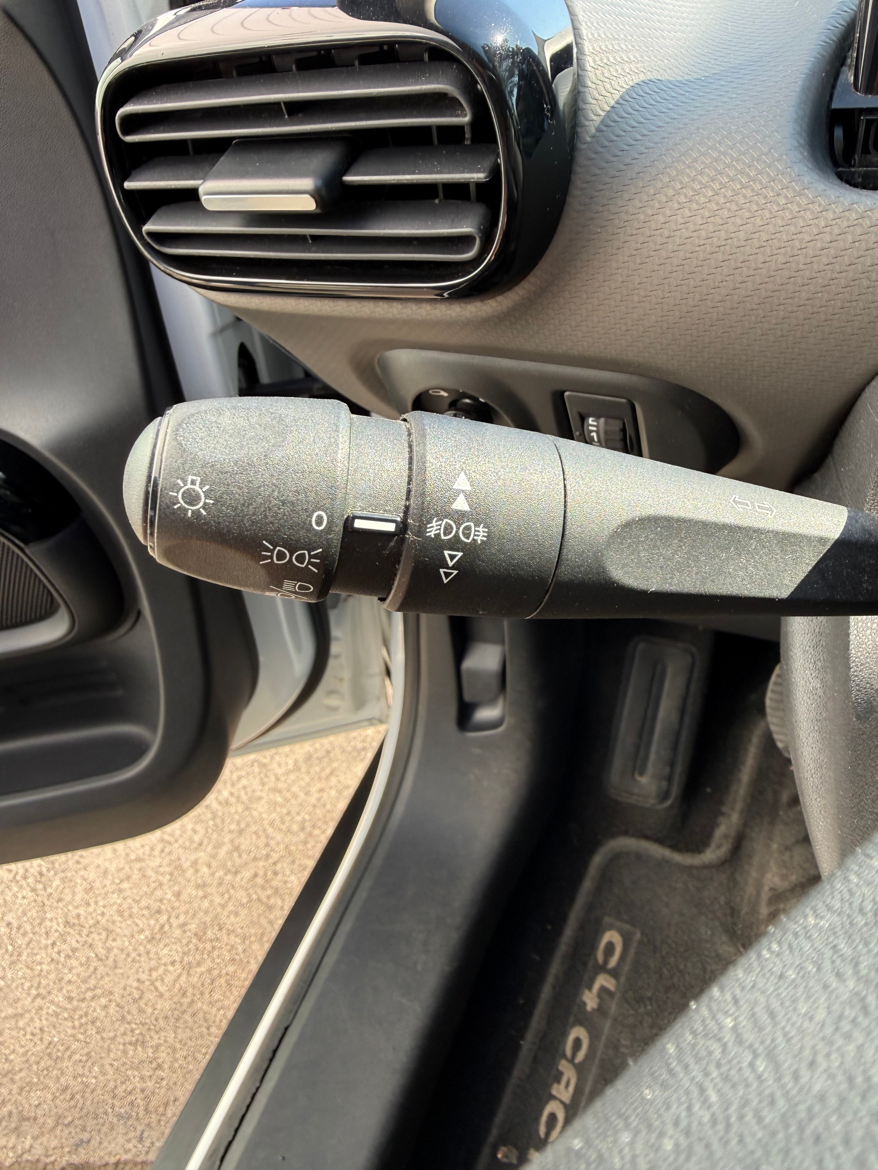 Citroen C4 Cactus 1.2 Puretech 110ch Citroen C4 Cactus 1.2 Puretech 110ch