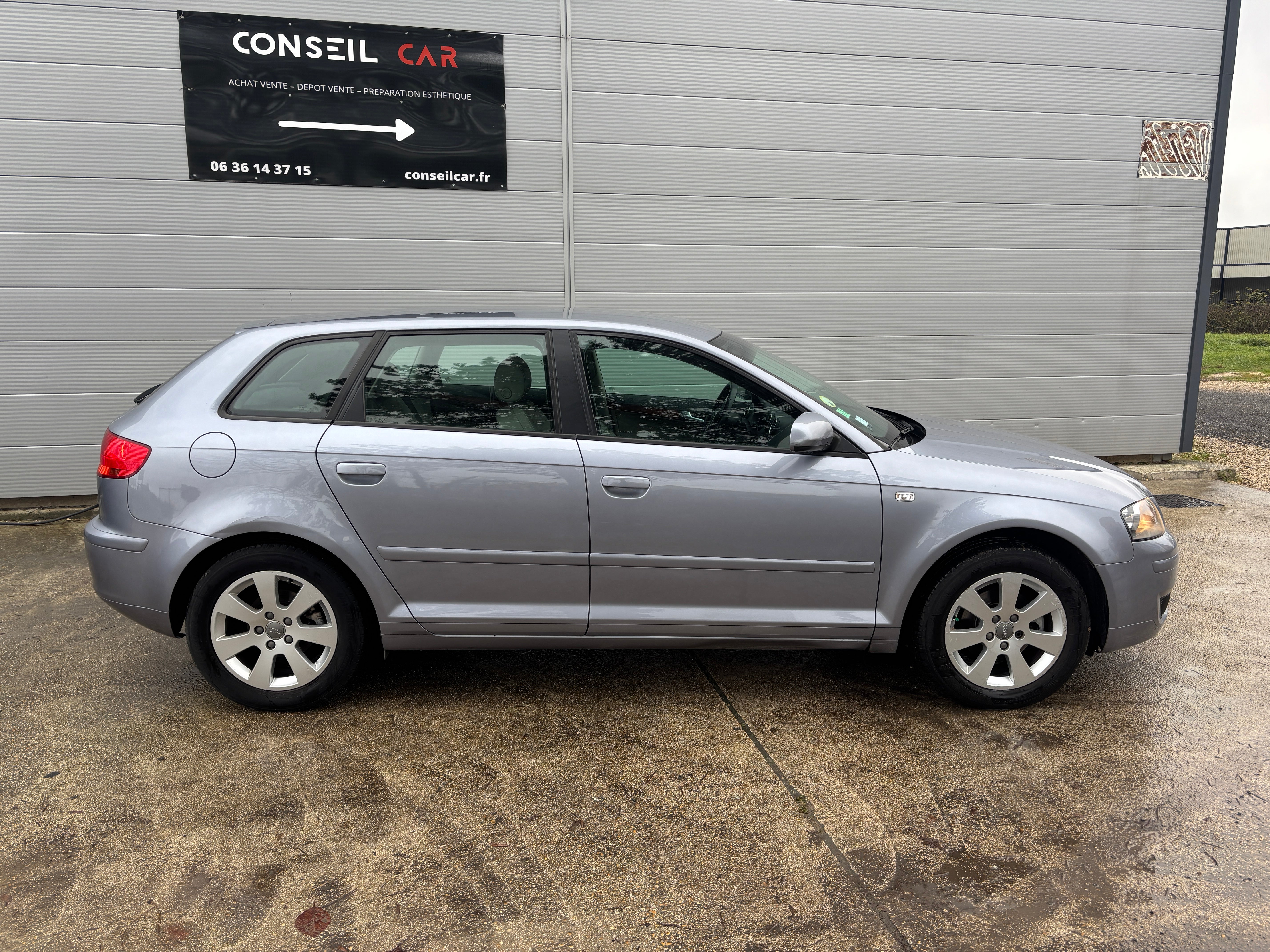 Audi A3 1.6 FSI 115CH Audi A3 1.6 FSI 115CH