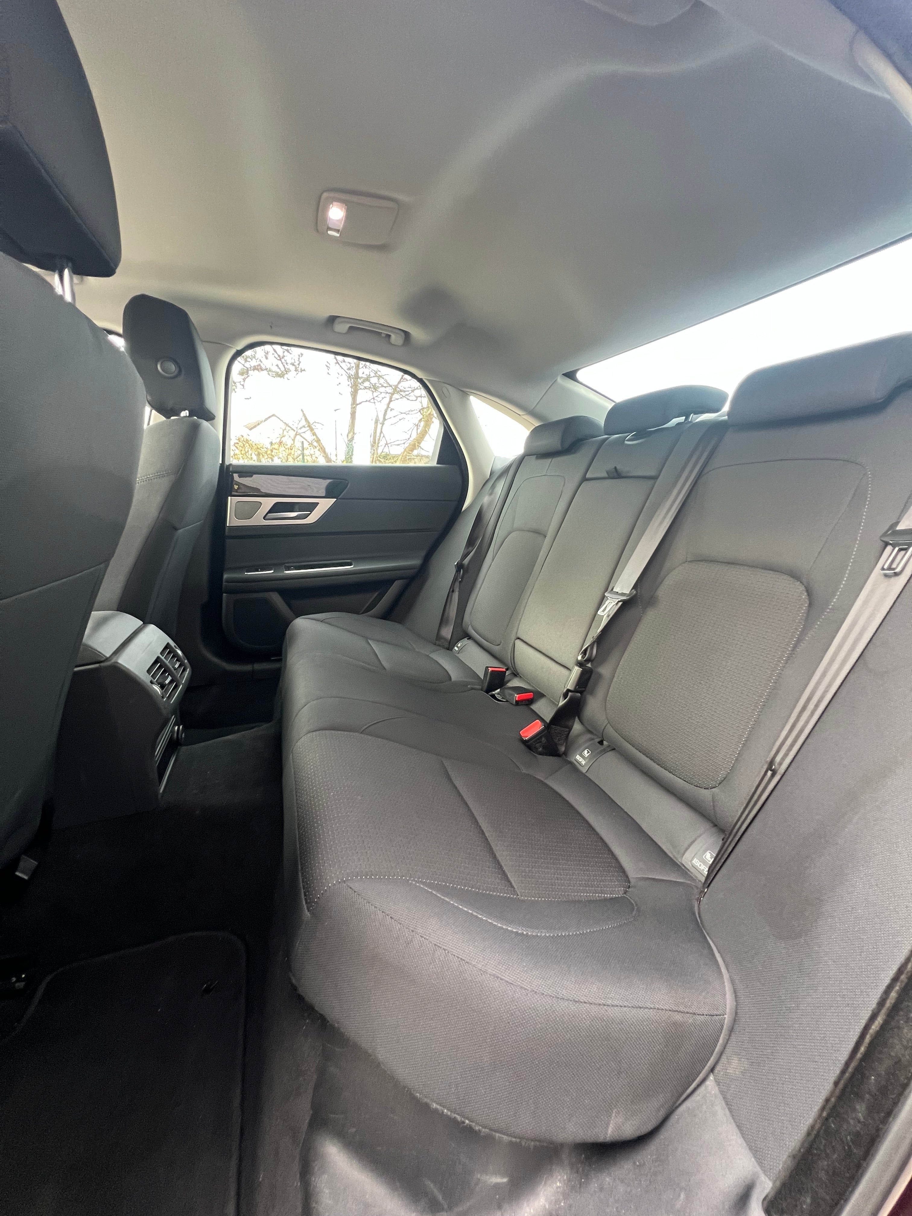 Jaguar XF X260 2.0 D 163 cv Jaguar XF X260 2.0 D 163 cv