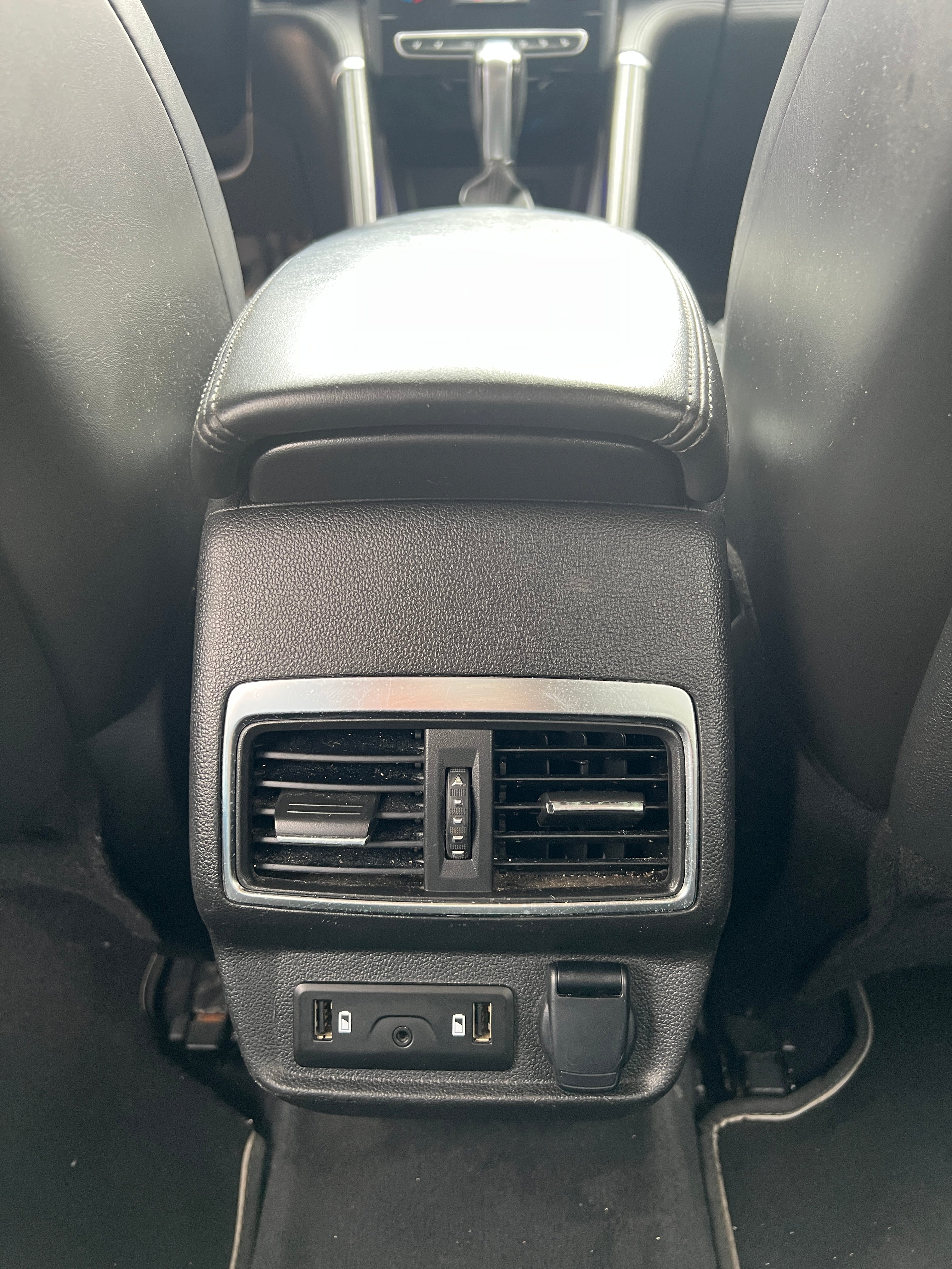 Renault Koleos 2.0 DCI 175 ENERGY INITIALE PARIS 4X4 X-TRONIC Renault Koleos 2.0 DCI 175 ENERGY INITIALE PARIS 4X4 X-TRONIC