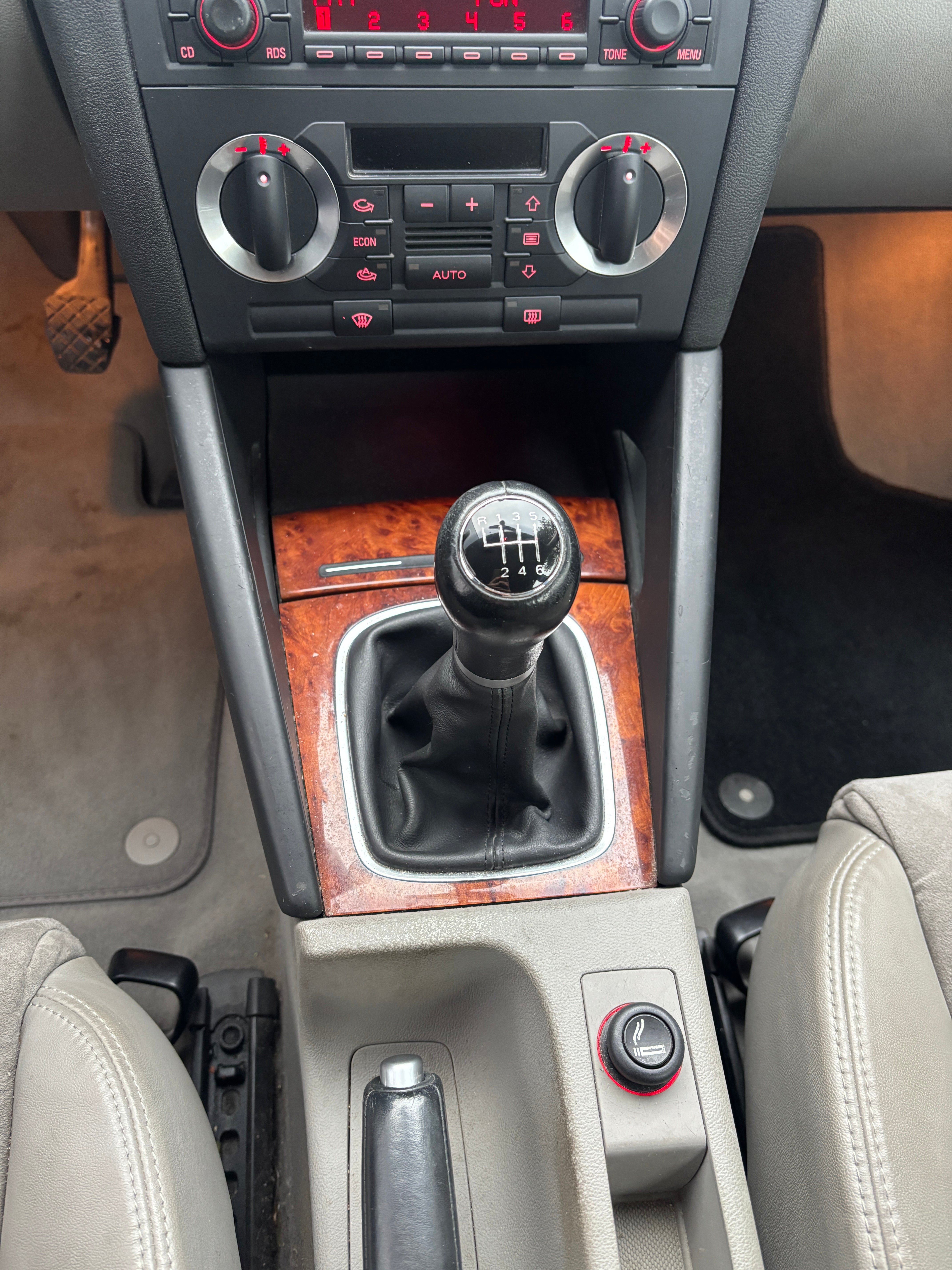 Audi A3 1.6 FSI 115CH Audi A3 1.6 FSI 115CH