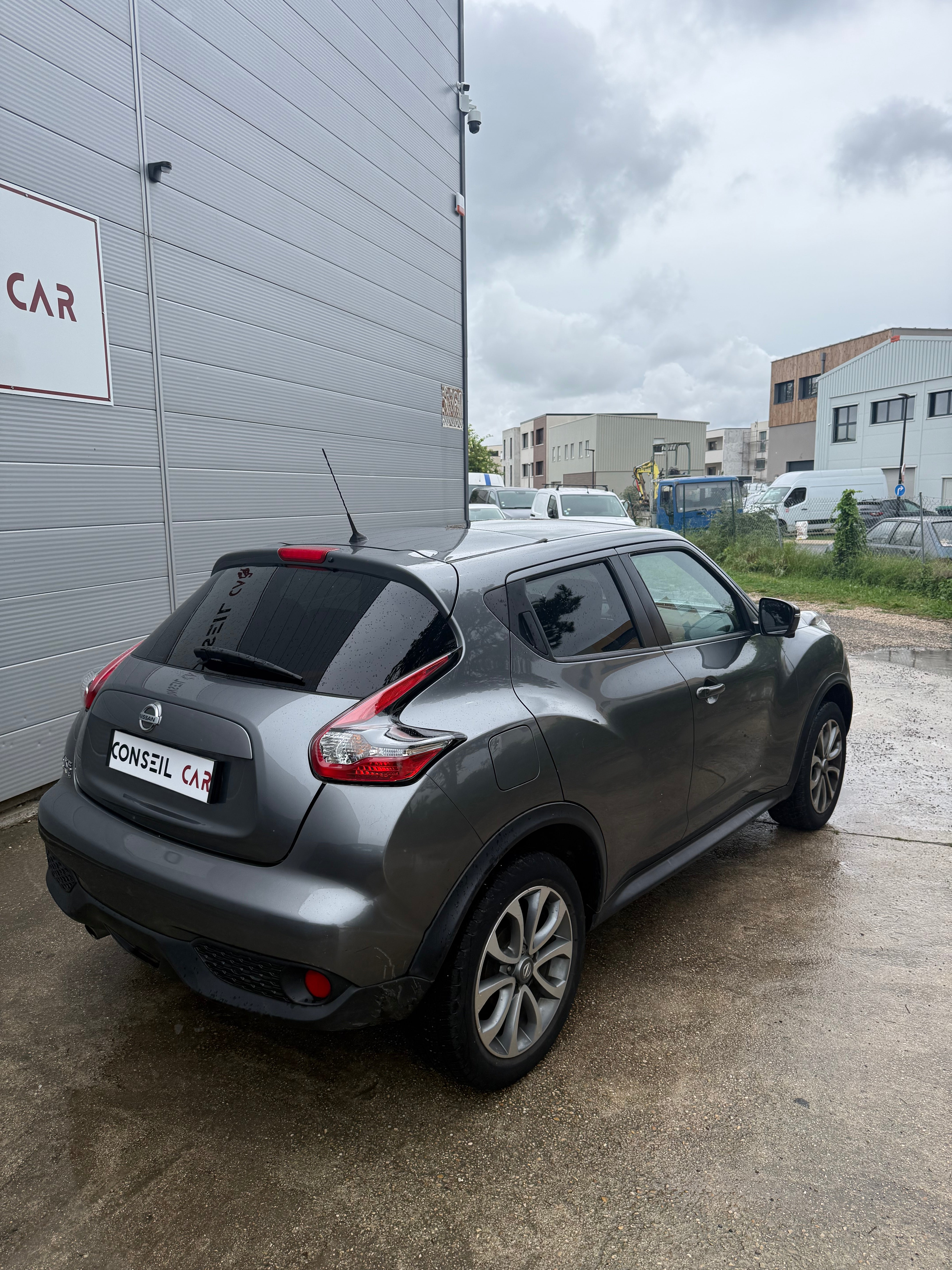 Nissan Juke 1.6 117cv TEKNA X-TRONIC BVA Nissan Juke 1.6 117cv TEKNA X-TRONIC BVA