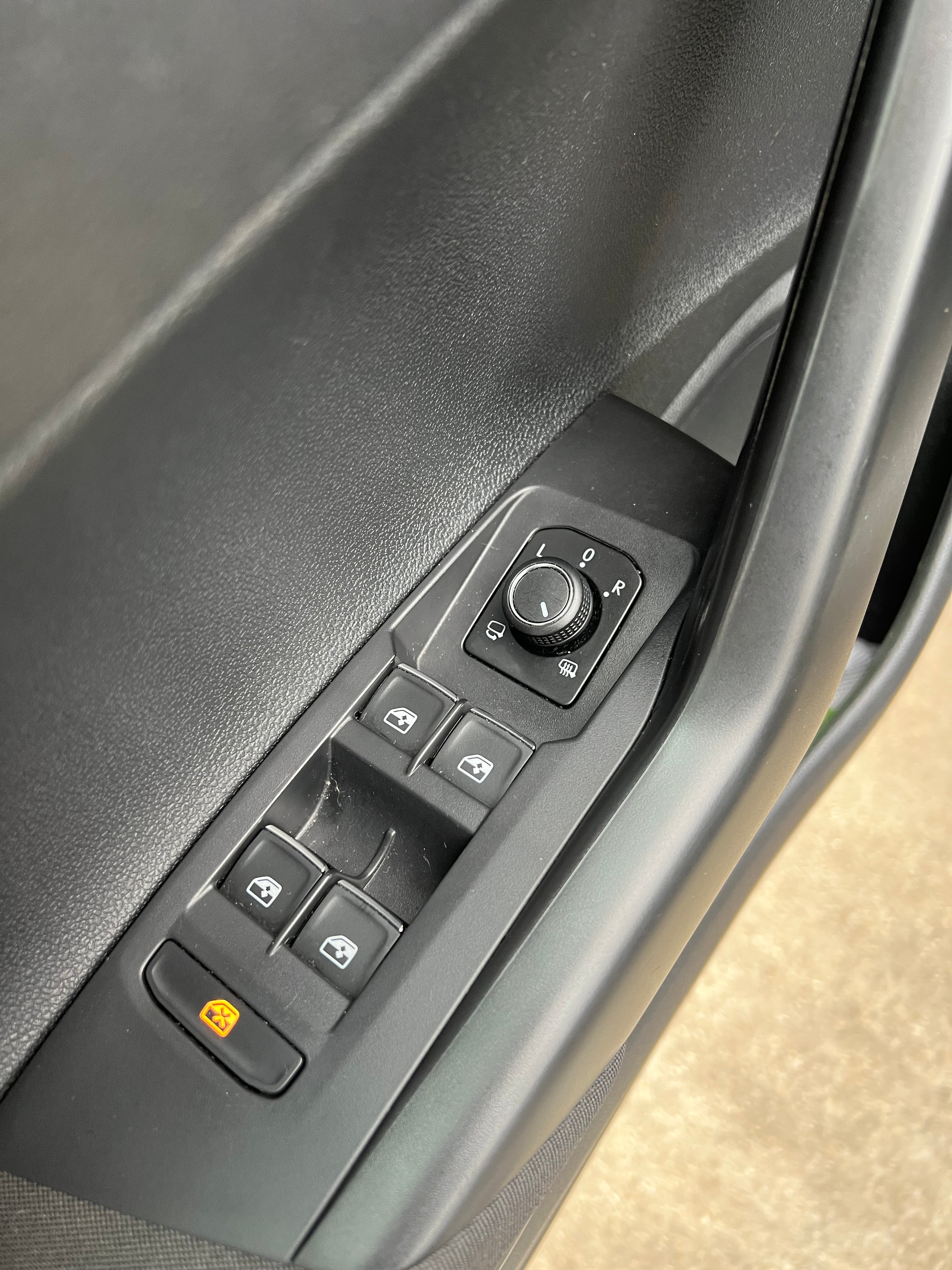 Volkswagen Polo VI 1.0 TSI 95cv Confort Line Volkswagen Polo VI 1.0 TSI 95cv Confort Line