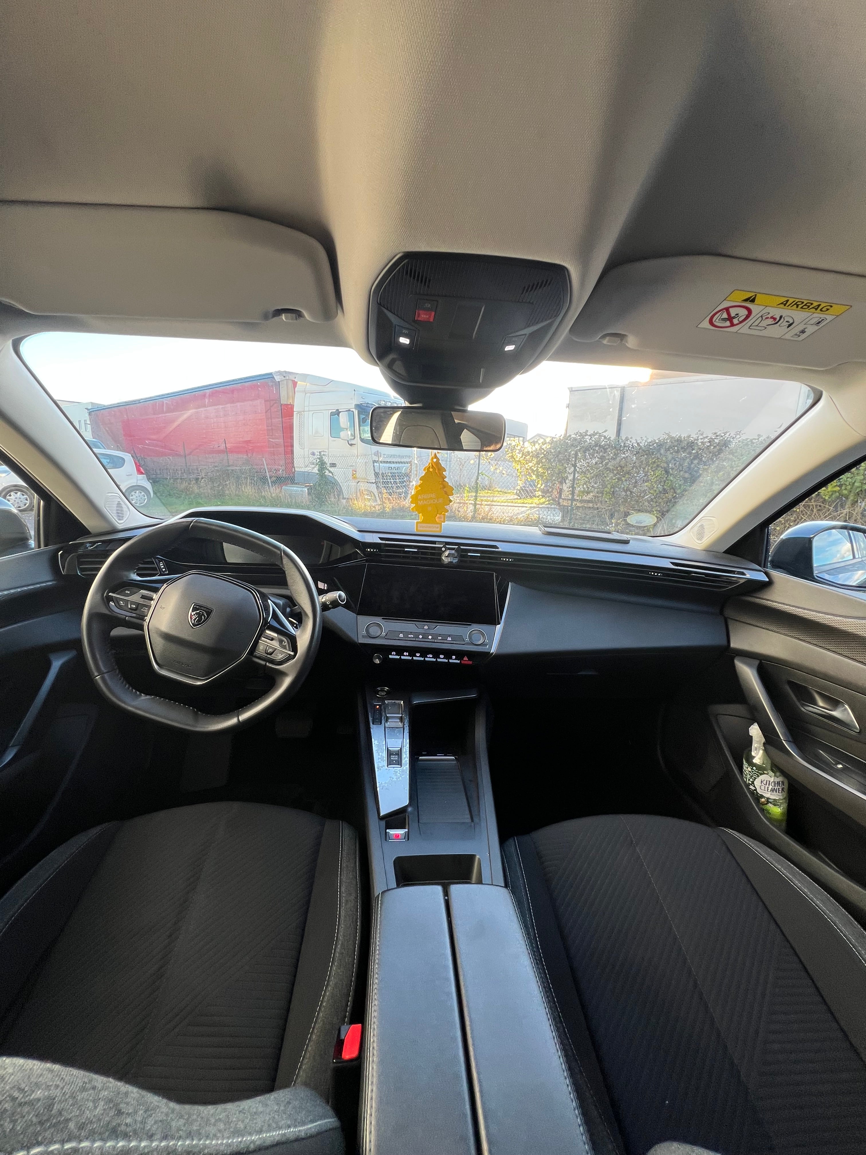 Peugeot 308 SW 1.5 BHDI 130ch EAT8 Peugeot 308 SW 1.5 BHDI 130ch EAT8