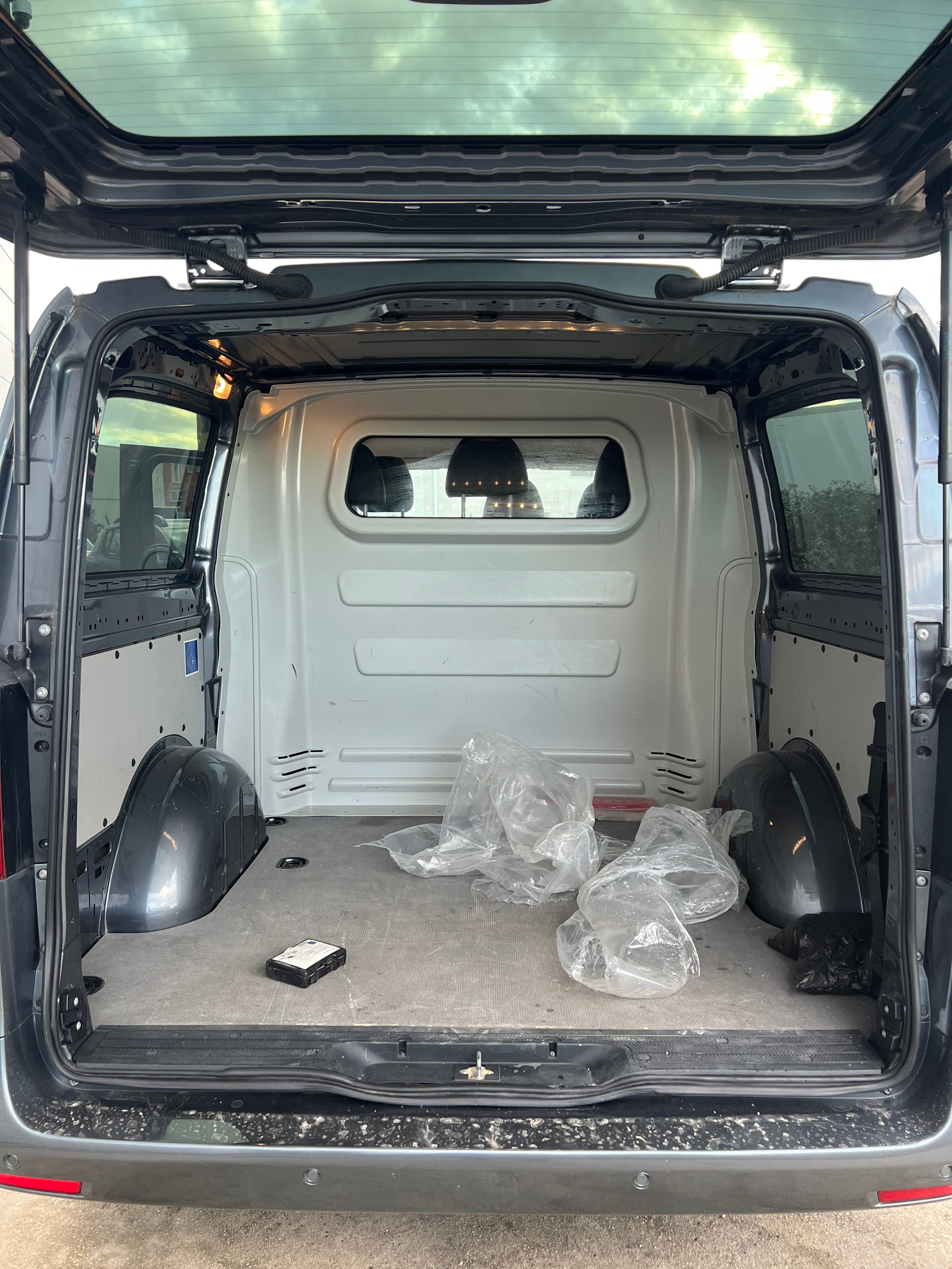 Mercedes Benz VITO Fourgon 116 2.1 CDI 163 cv Mercedes Benz VITO Fourgon 116 2.1 CDI 163 cv