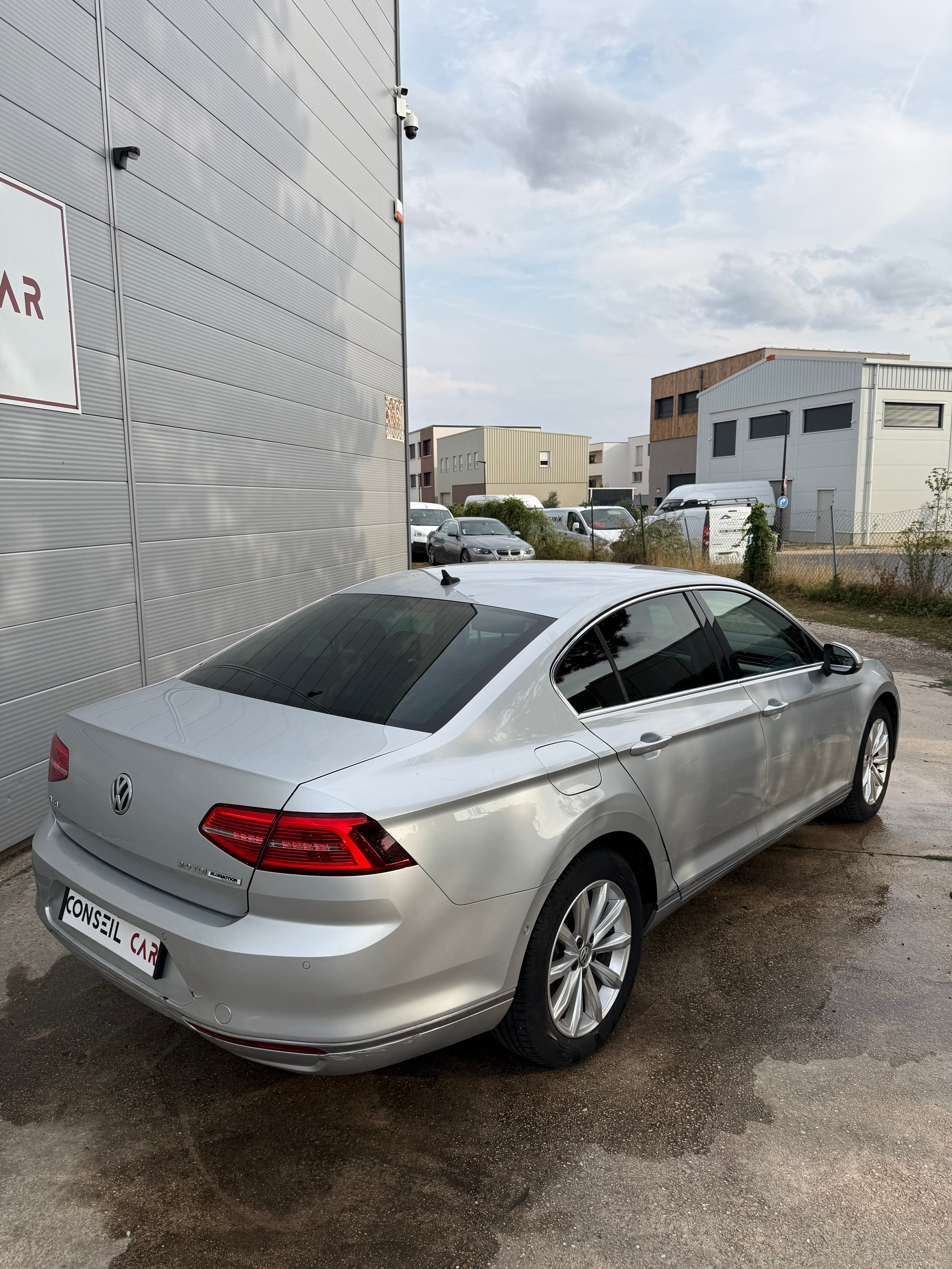 Volkswagen Passat 2.0 TDI Bluemotion 150CH Volkswagen Passat 2.0 TDI Bluemotion 150CH