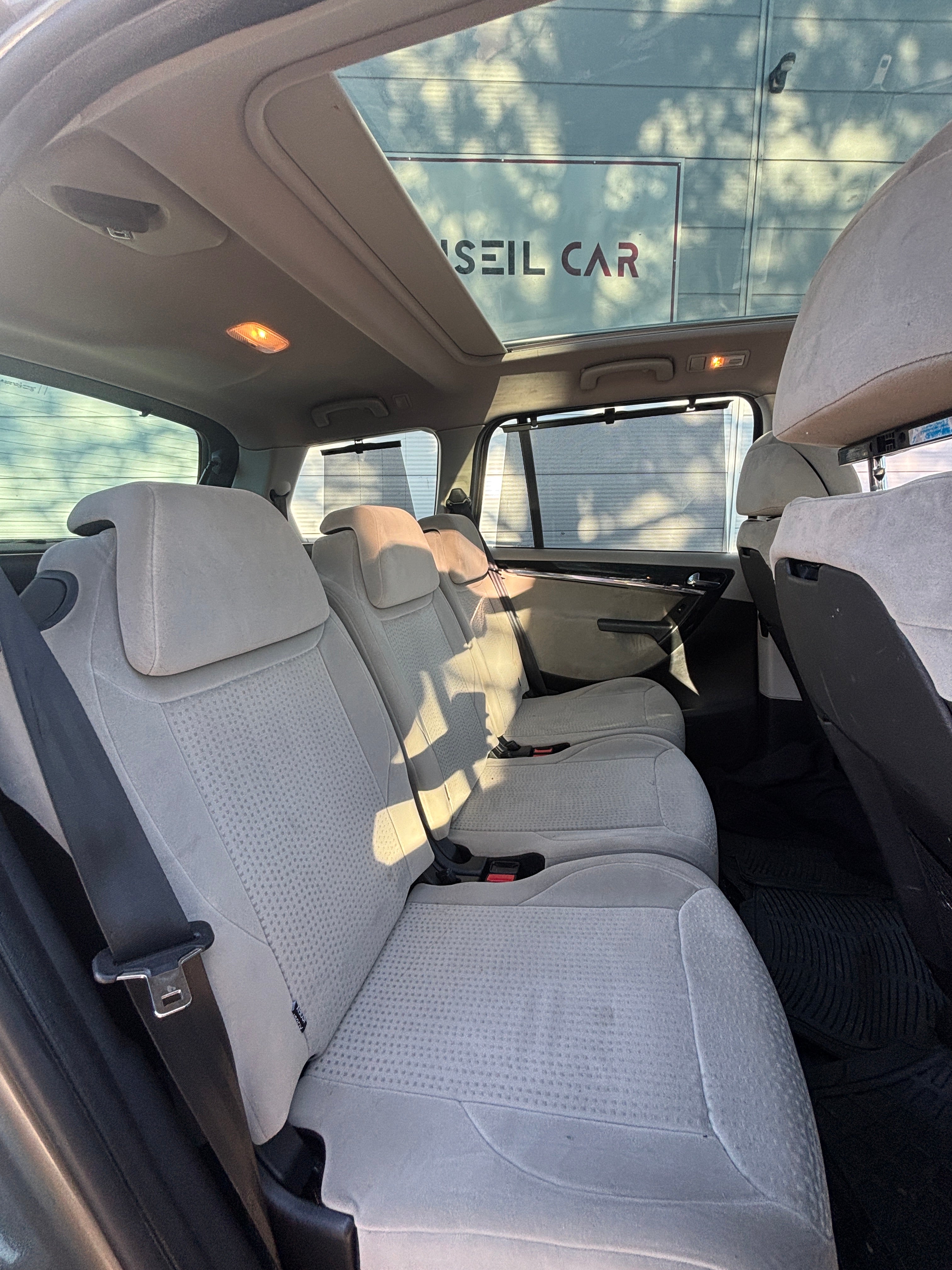 Citroen C4 Grand Picasso 1.6 HDI 110cv EXCLUSIVE Citroen C4 Grand Picasso 1.6 HDI 110cv EXCLUSIVE