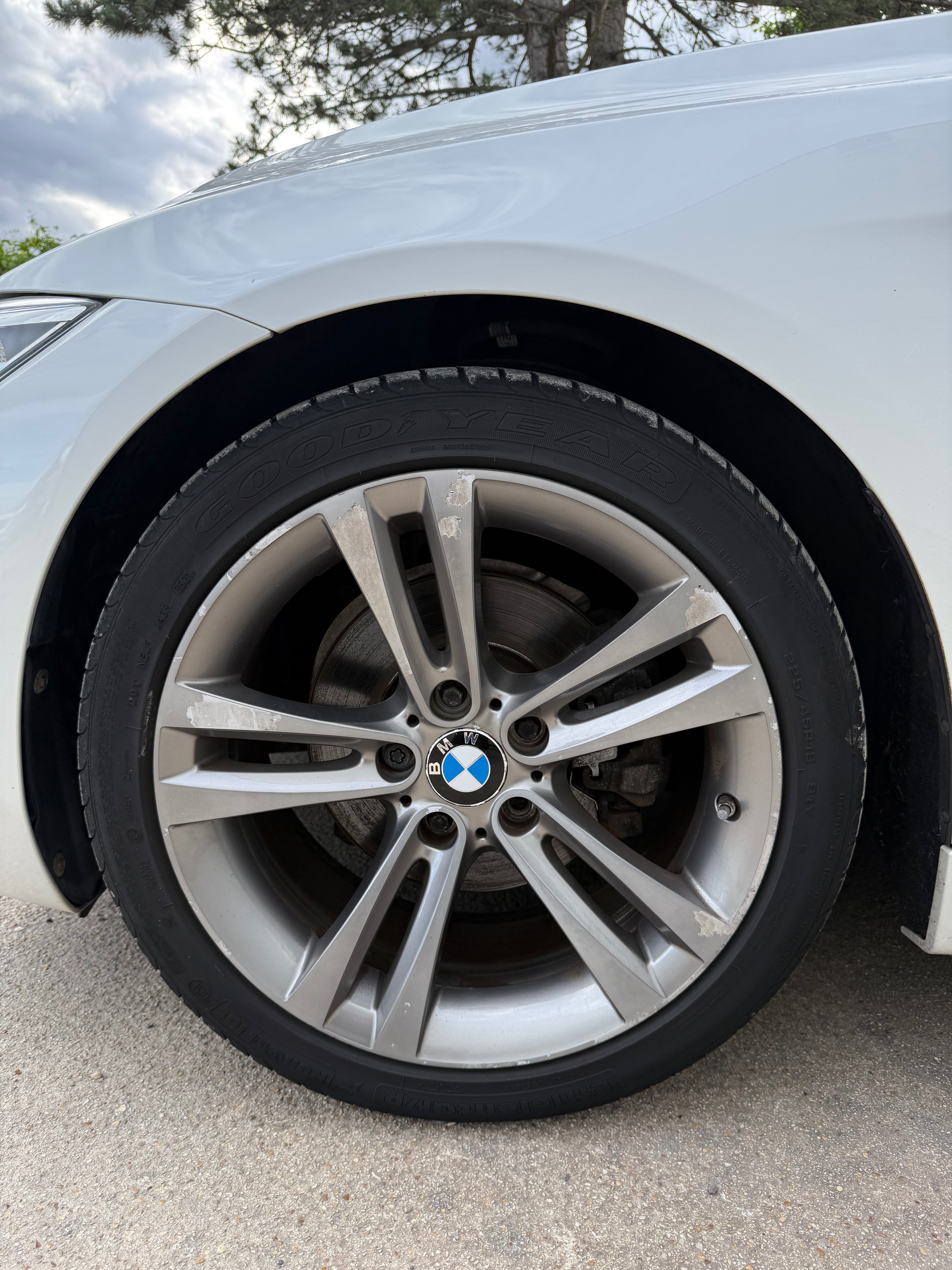 Bmw Serie 4 GRAND COUPE 2.0 420 D 190 SPORT BVA Bmw Serie 4 GRAND COUPE 2.0 420 D 190 SPORT BVA