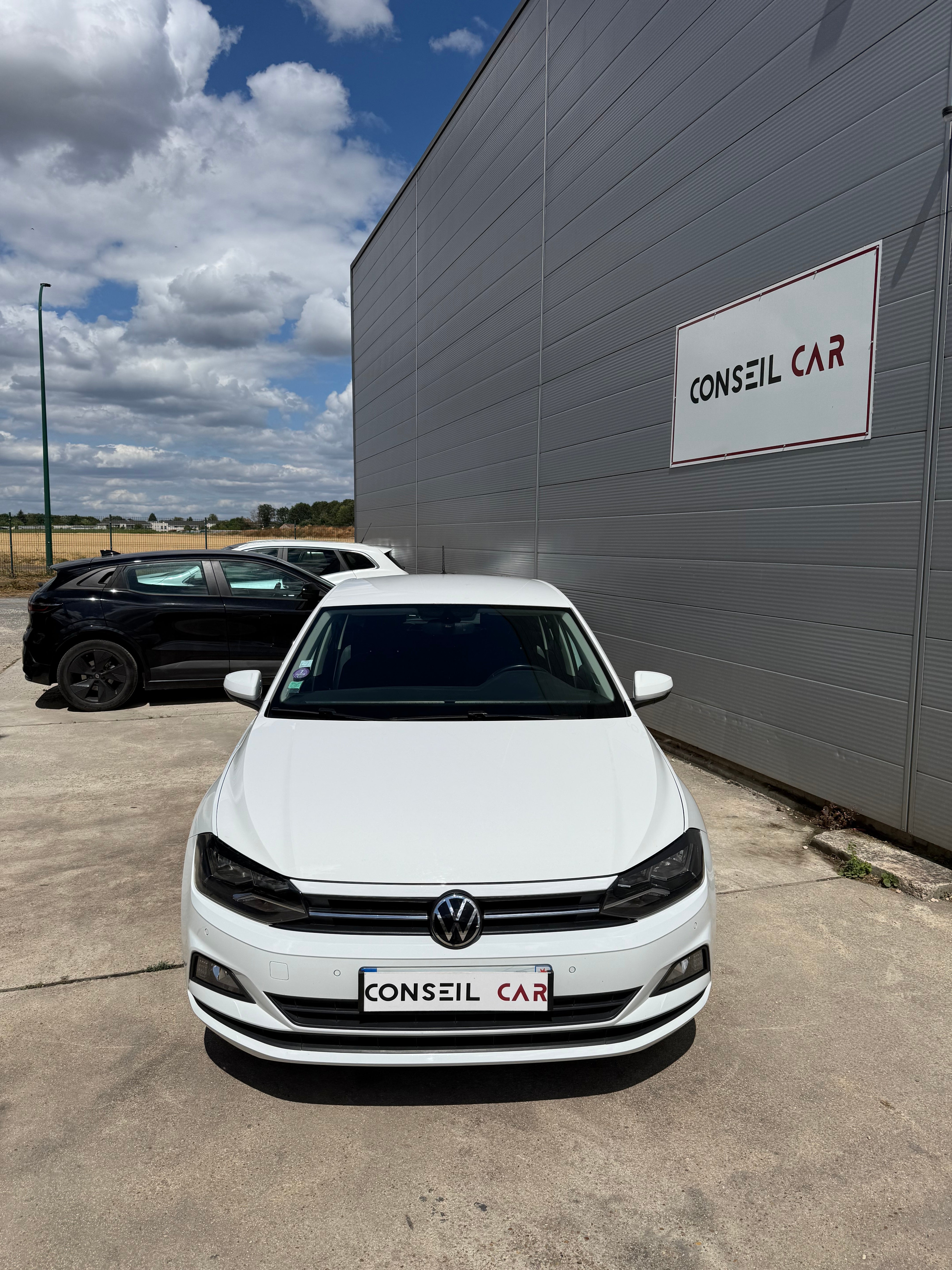 Volkswagen Polo VI 1.0 MPI 80cv lounge Volkswagen Polo VI 1.0 MPI 80cv lounge