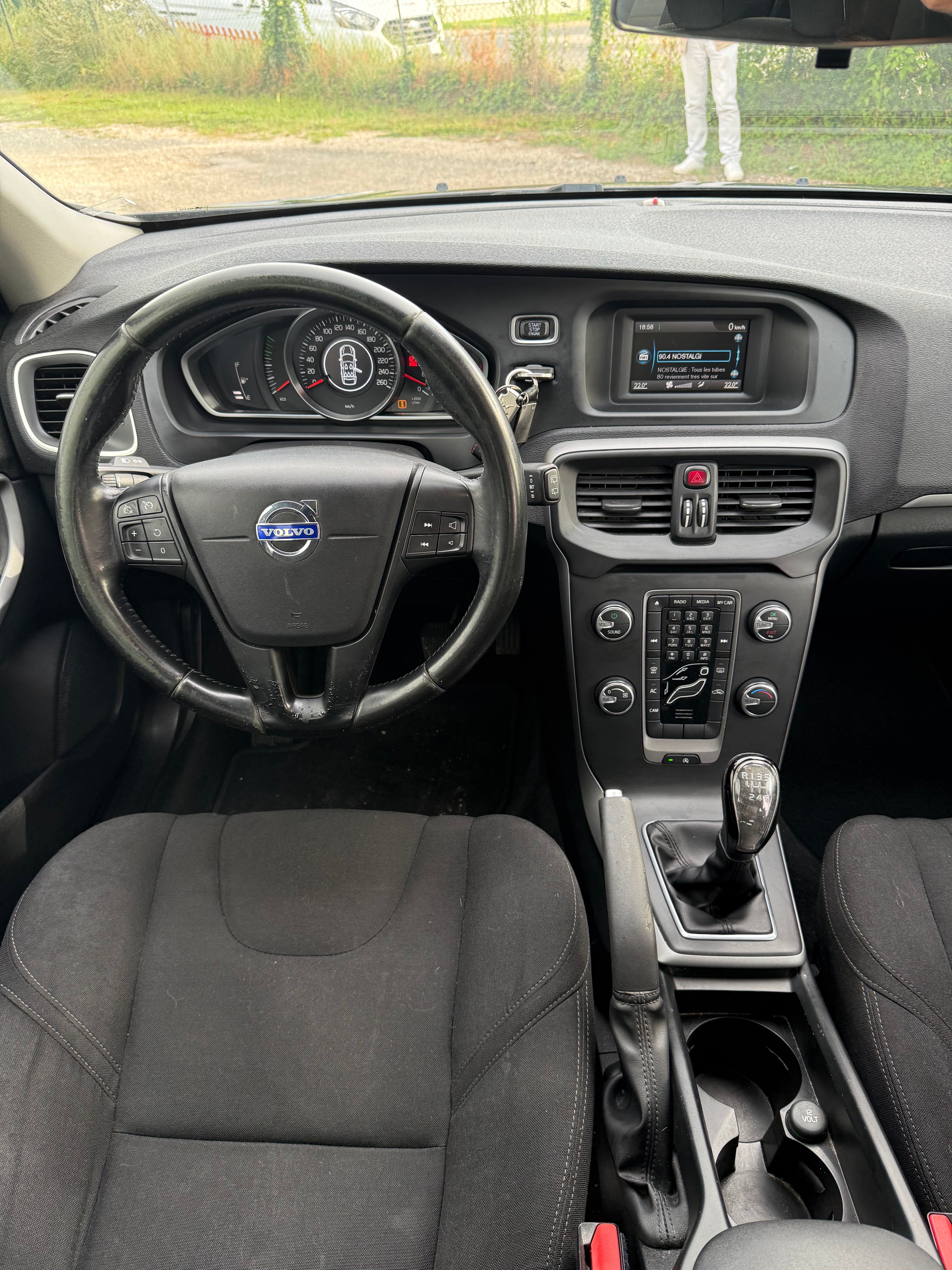 Volvo V40 1.6 D2 115 EFFEKTIV LINE KINETIC Volvo V40 1.6 D2 115 EFFEKTIV LINE KINETIC