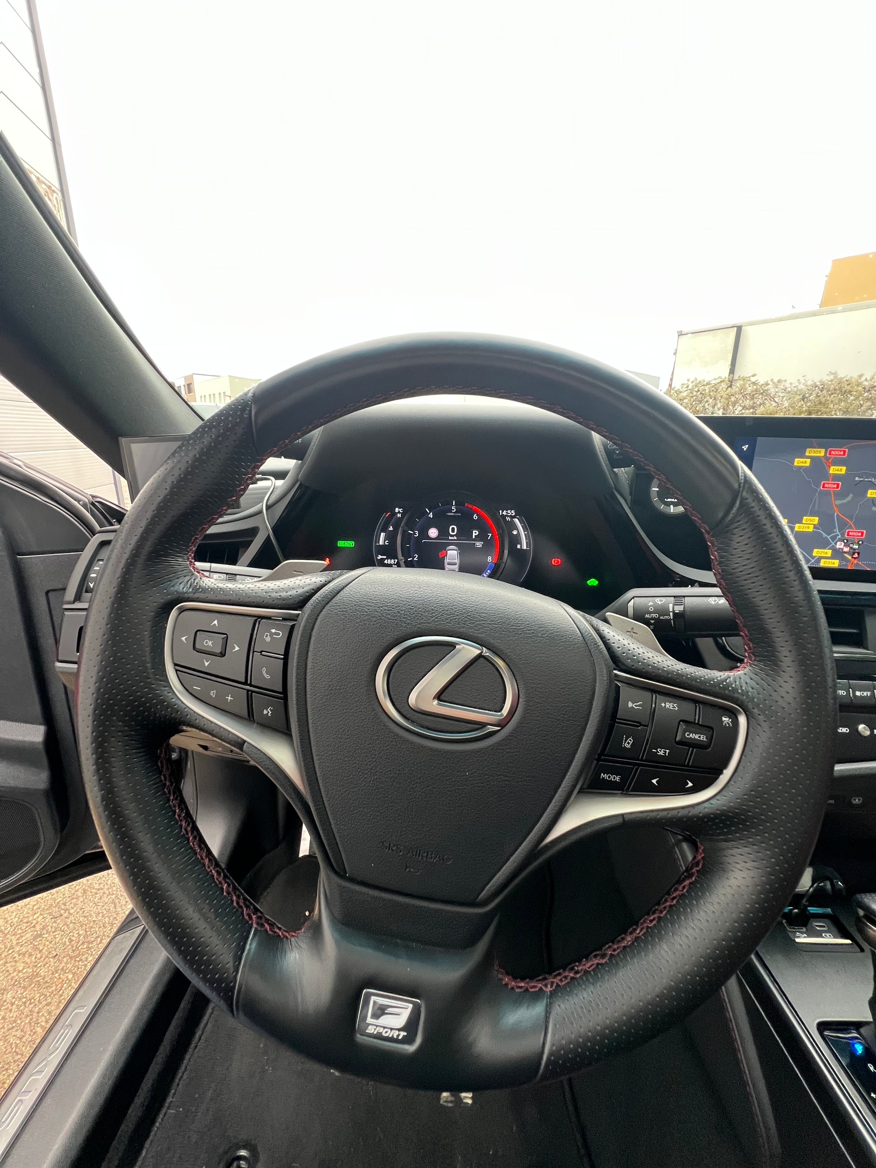 Lexus ES300H 178cv F-Sport Hybride non-rechargeable Lexus ES300H 178cv F-Sport Hybride non-rechargeable