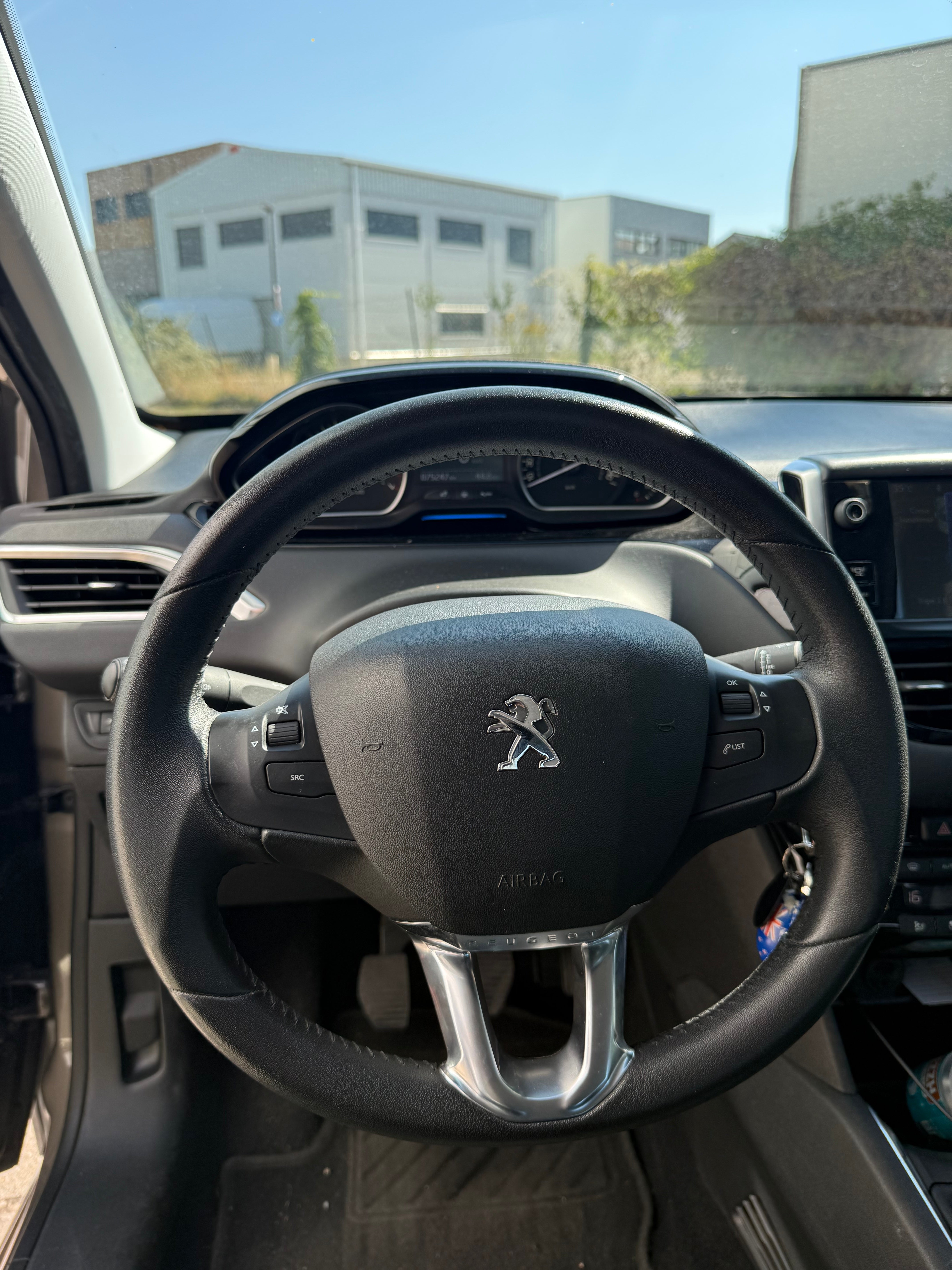 Peugeot 208 1.6VTi 120 Allure Peugeot 208 1.6VTi 120 Allure