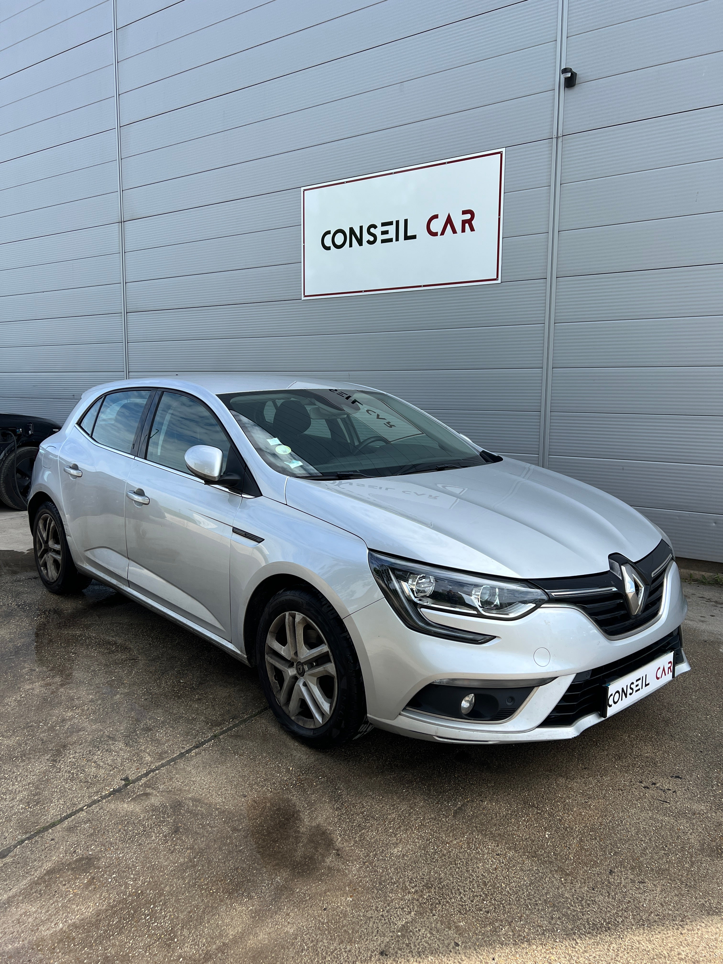 RENAULT Megane IV 1.5 dCi 90 cv RENAULT Megane IV 1.5 dCi 90 cv