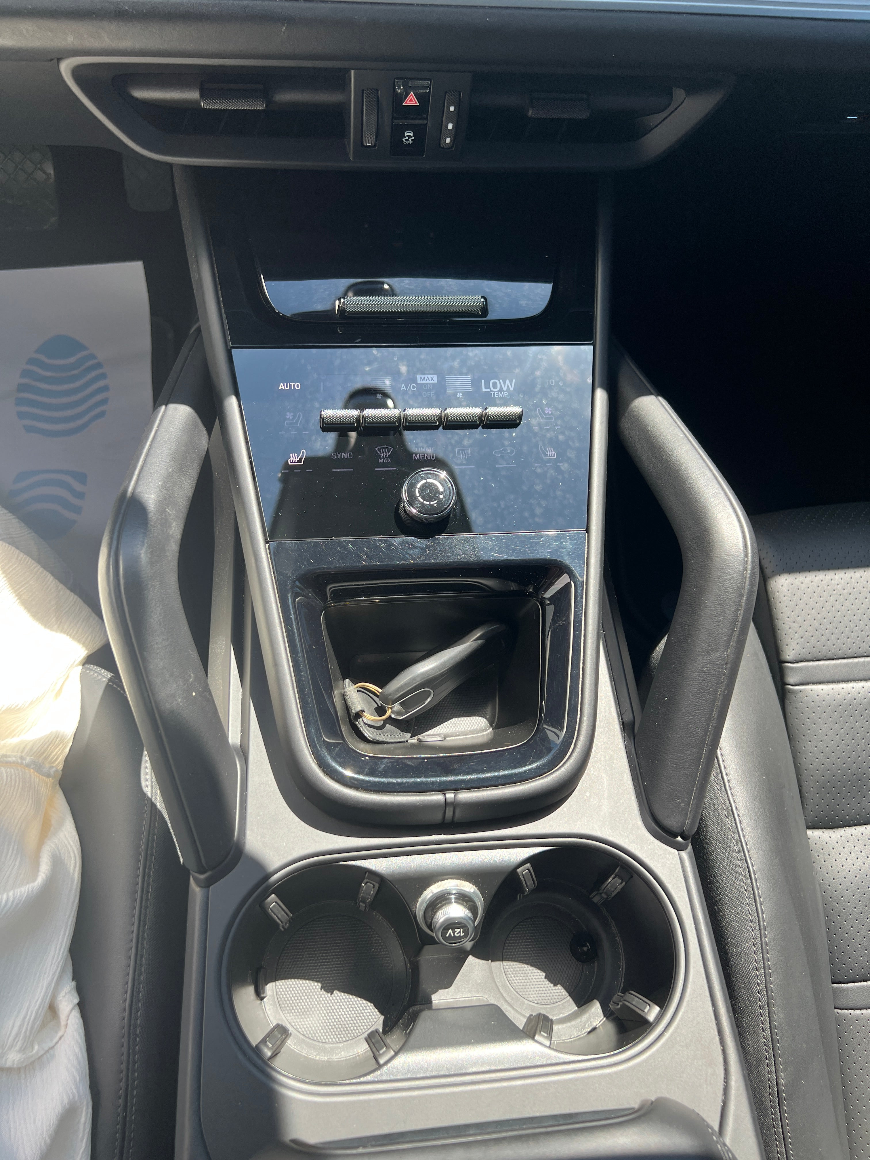 Porsche Cayenne 3.0 E-HYBRID 470H 305 PHEV 25.9KWH BVA Porsche Cayenne 3.0 E-HYBRID 470H 305 PHEV 25.9KWH BVA