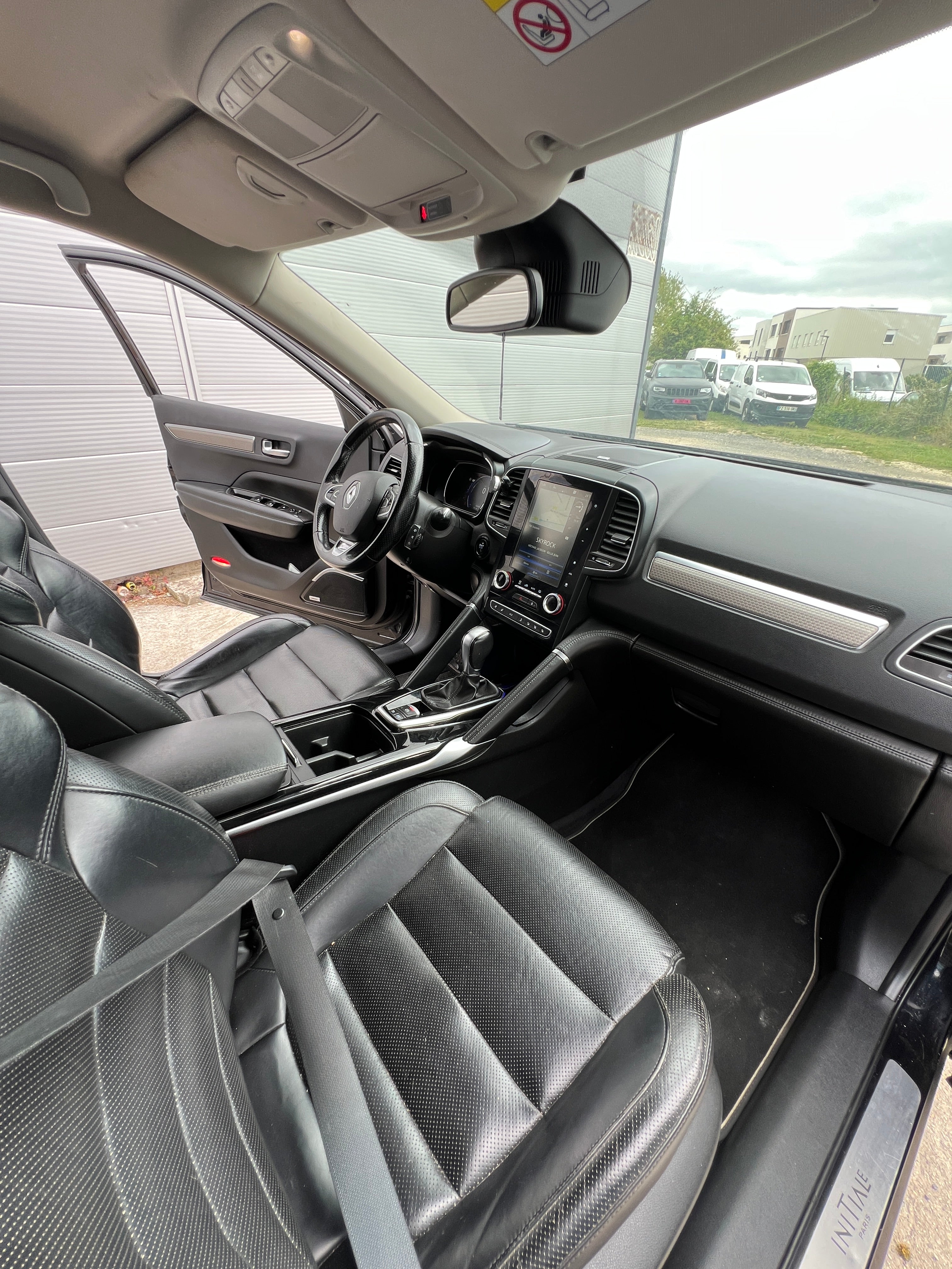 Renault Koleos 2.0 DCI 175 ENERGY INITIALE PARIS 4X4 X-TRONIC Renault Koleos 2.0 DCI 175 ENERGY INITIALE PARIS 4X4 X-TRONIC