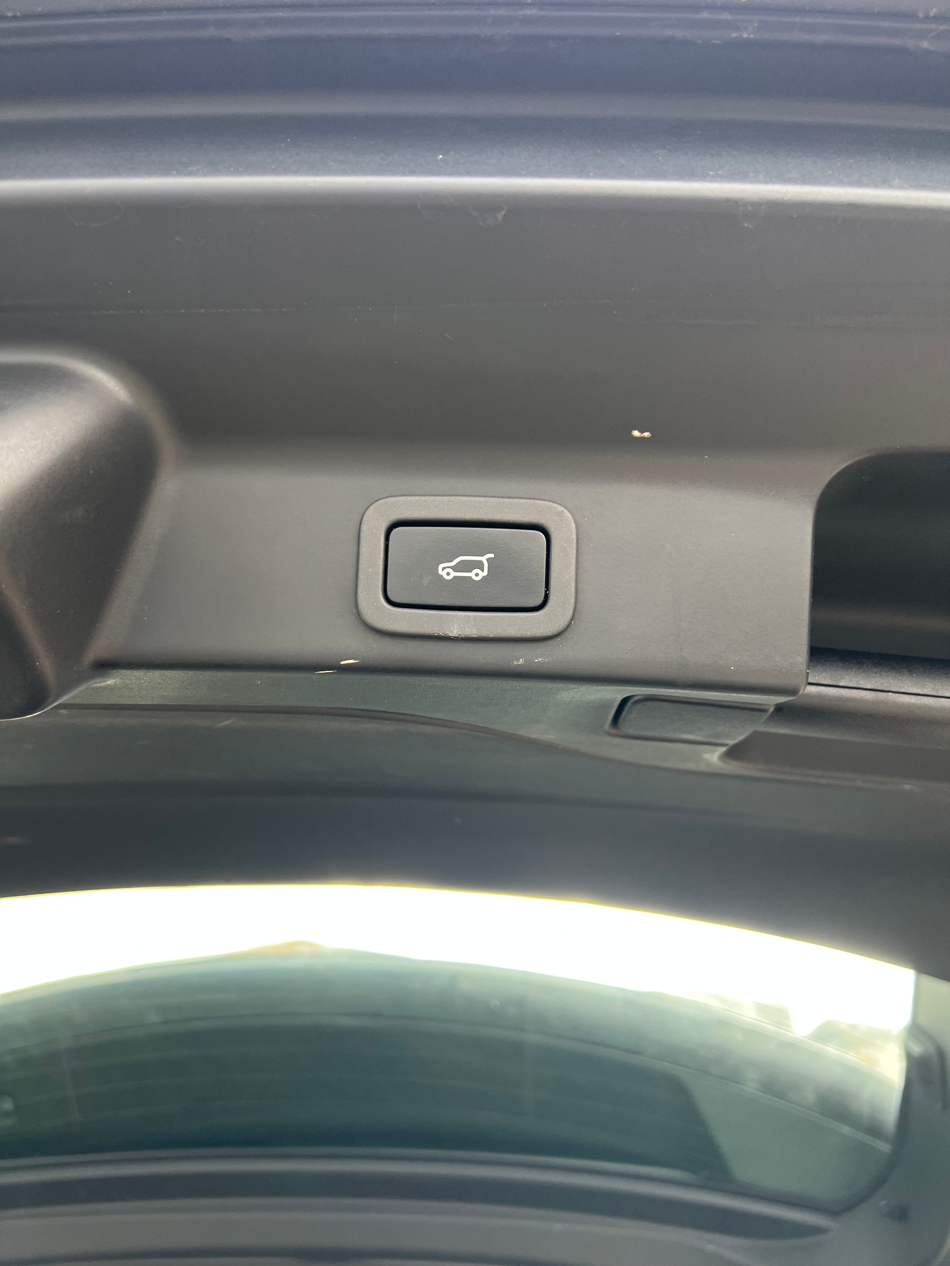 Jaguar F-Pace 2.0 D AWD R Sport 180cv Jaguar F-Pace 2.0 D AWD R Sport 180cv