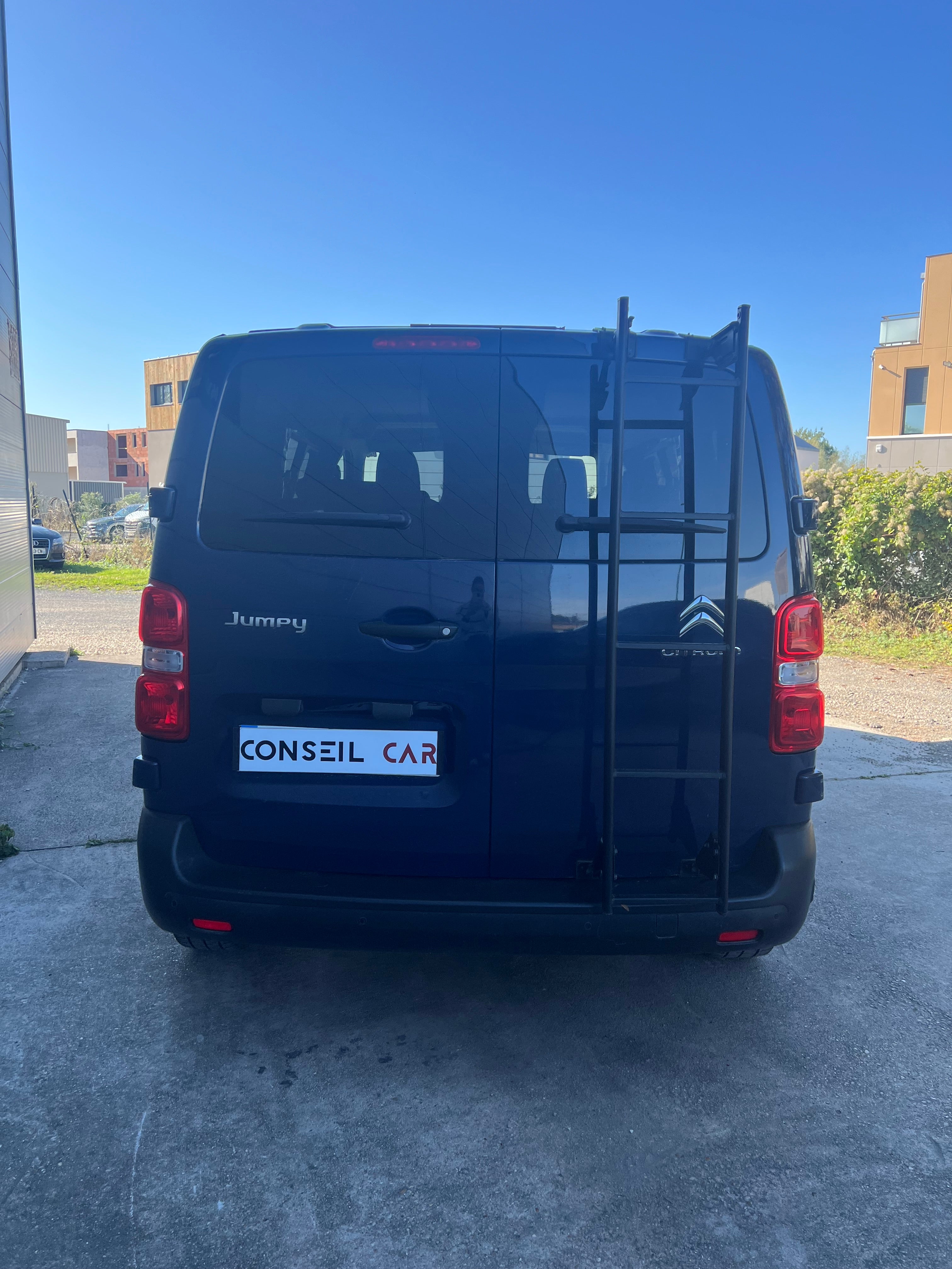 CITROËN JUMPY 1.5 BlueHDI Spacetourer 8 places CITROËN JUMPY 1.5 BlueHDI Spacetourer 8 places