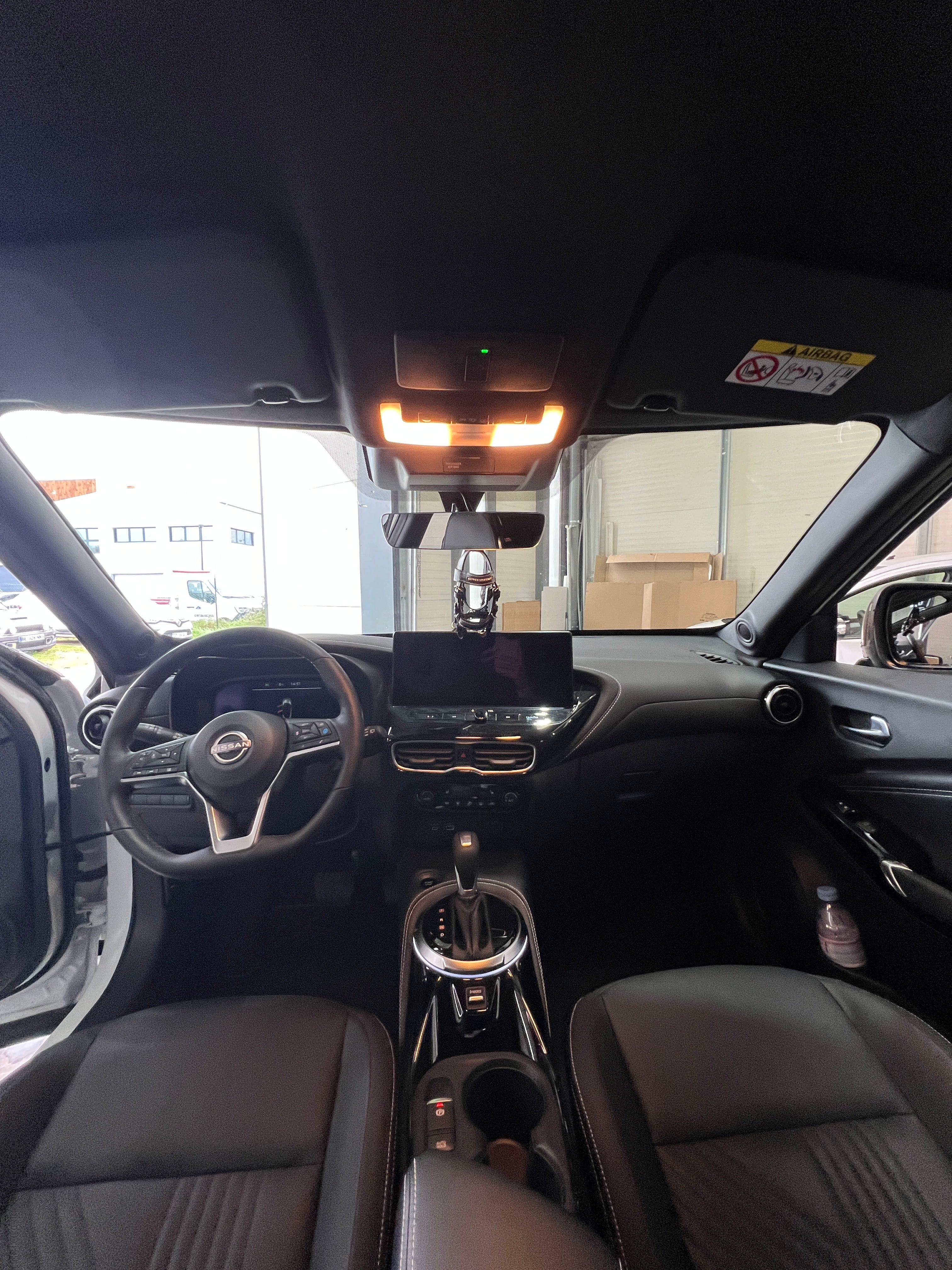 Nissan Juke Hybrid 143cv Nissan Juke Hybrid 143cv