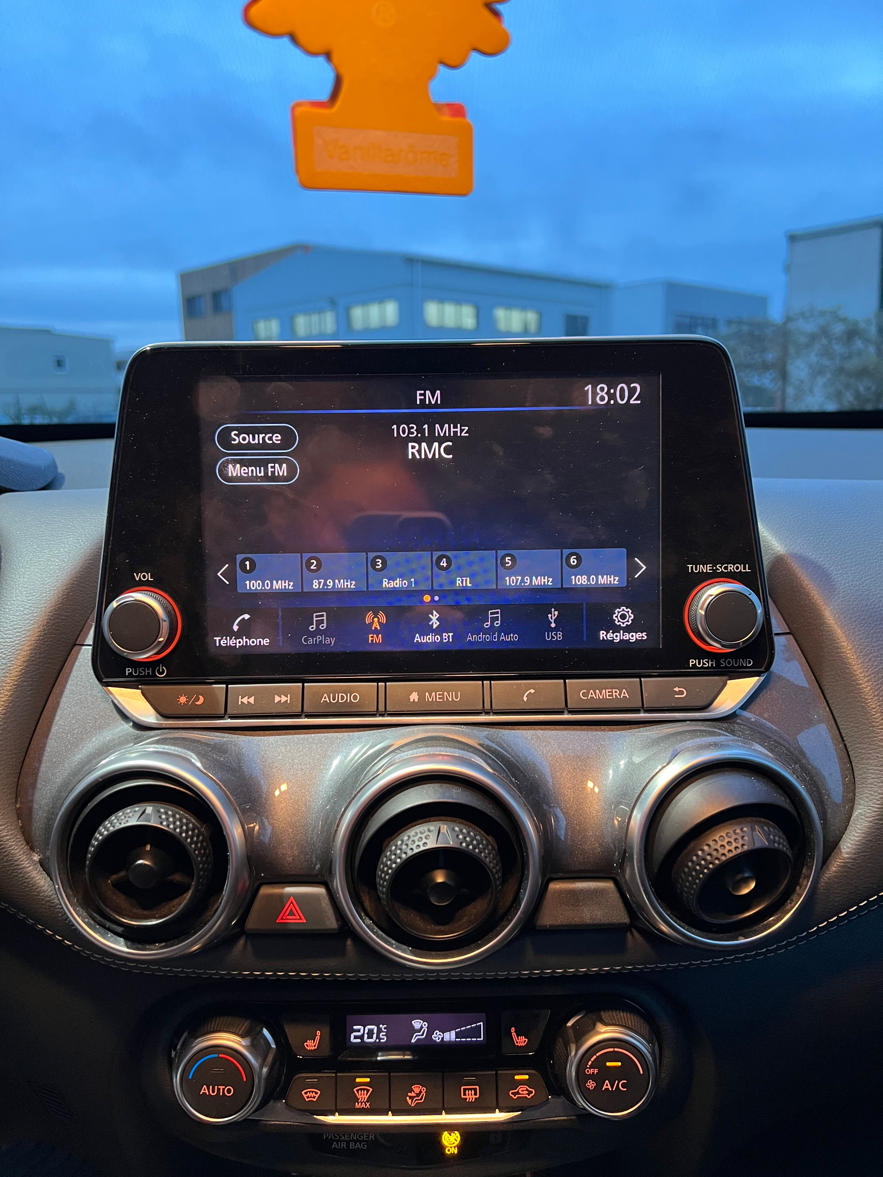 Nissan Juke 1.0 DIG-T 7DCT 114cv Nissan Juke 1.0 DIG-T 7DCT 114cv