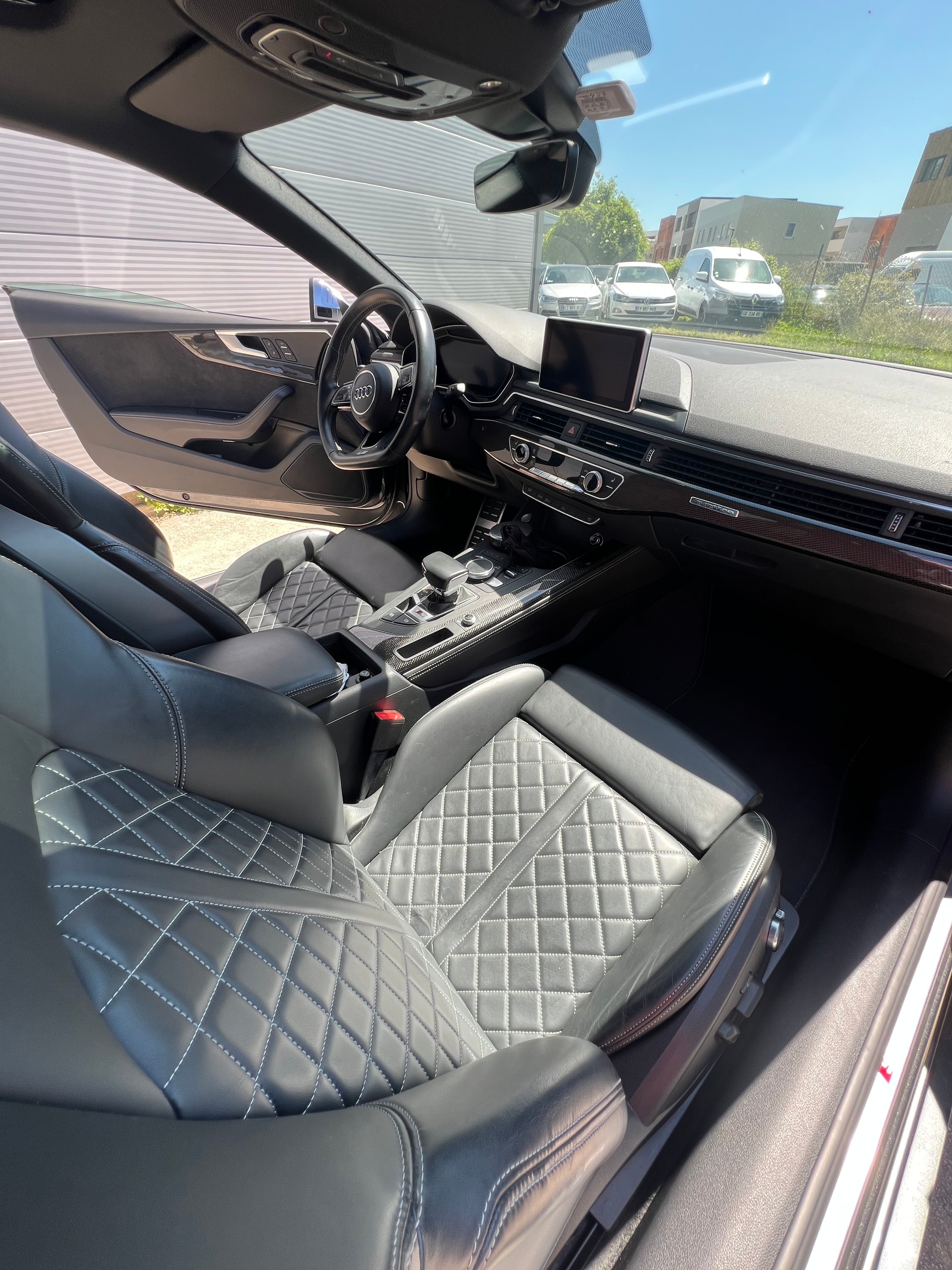 Audi S5 3.0TFSi Quattro BVA8 Audi S5 3.0TFSi Quattro BVA8