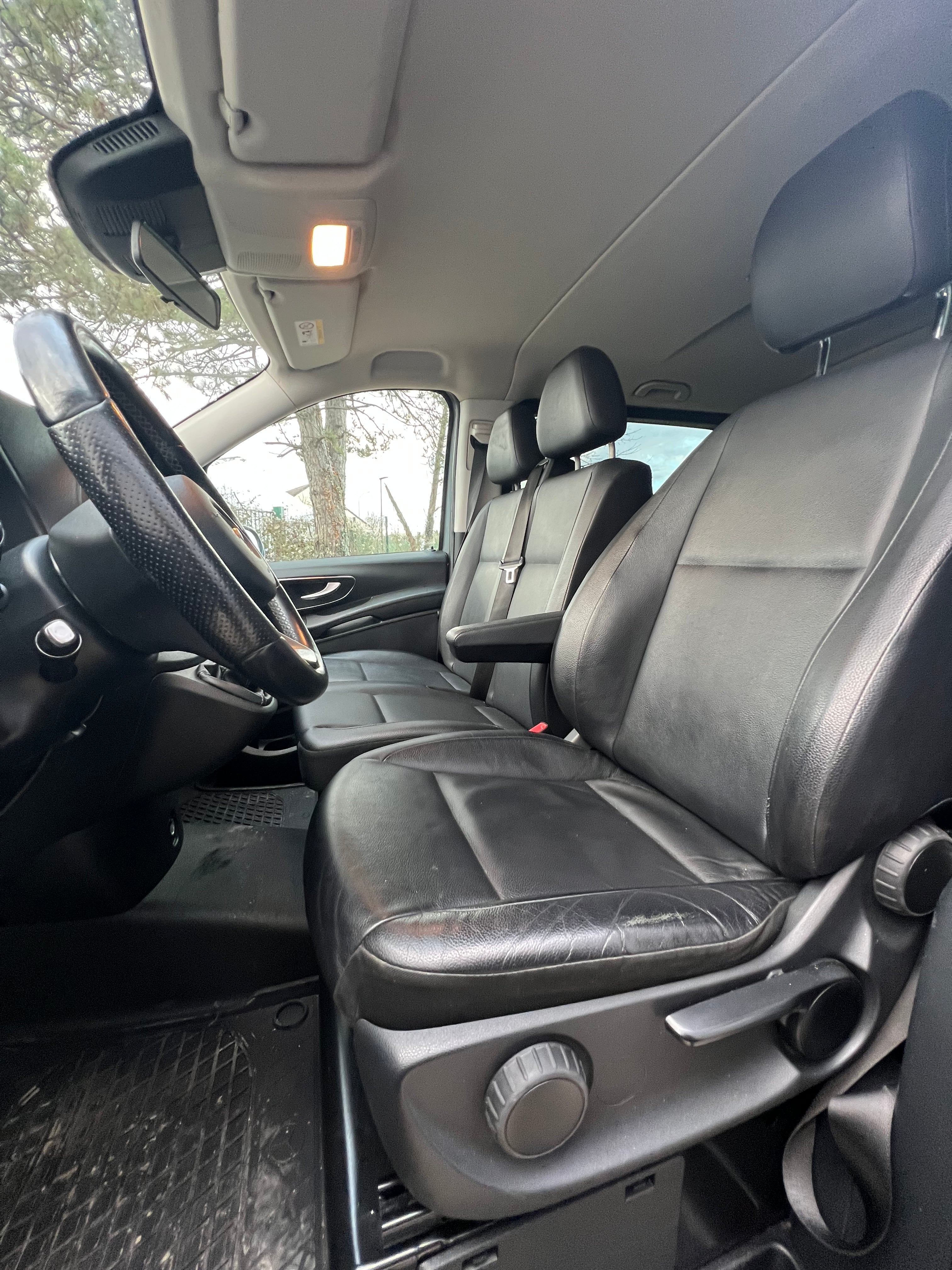 Mercedes Benz VITO Fourgon 116 2.1 CDI 163 cv Mercedes Benz VITO Fourgon 116 2.1 CDI 163 cv