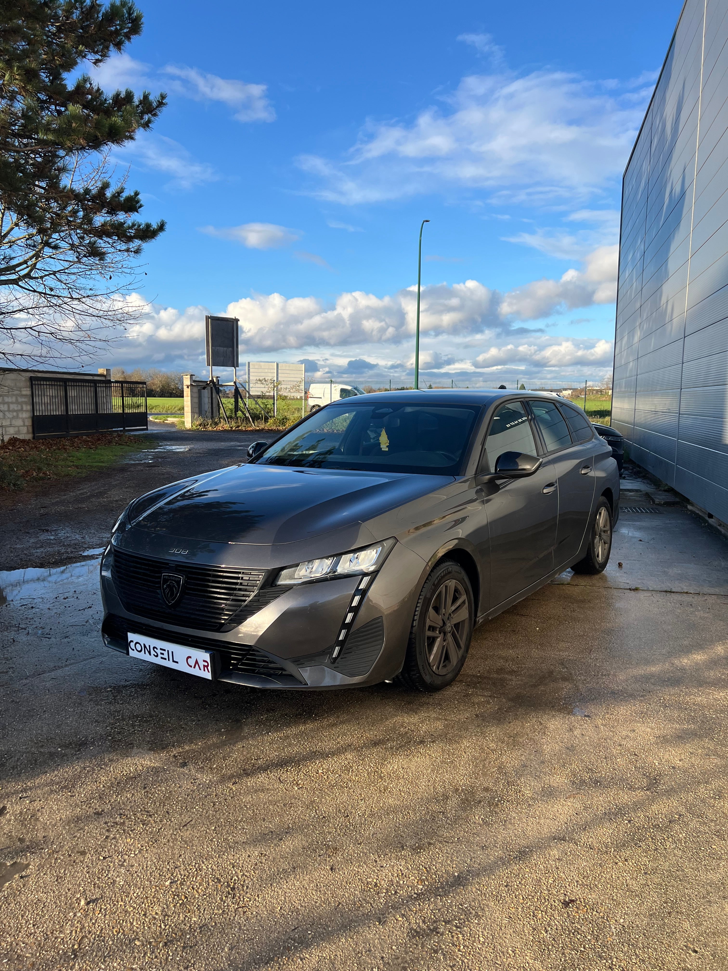 Peugeot 308 SW 1.5 BHDI 130ch EAT8 Peugeot 308 SW 1.5 BHDI 130ch EAT8