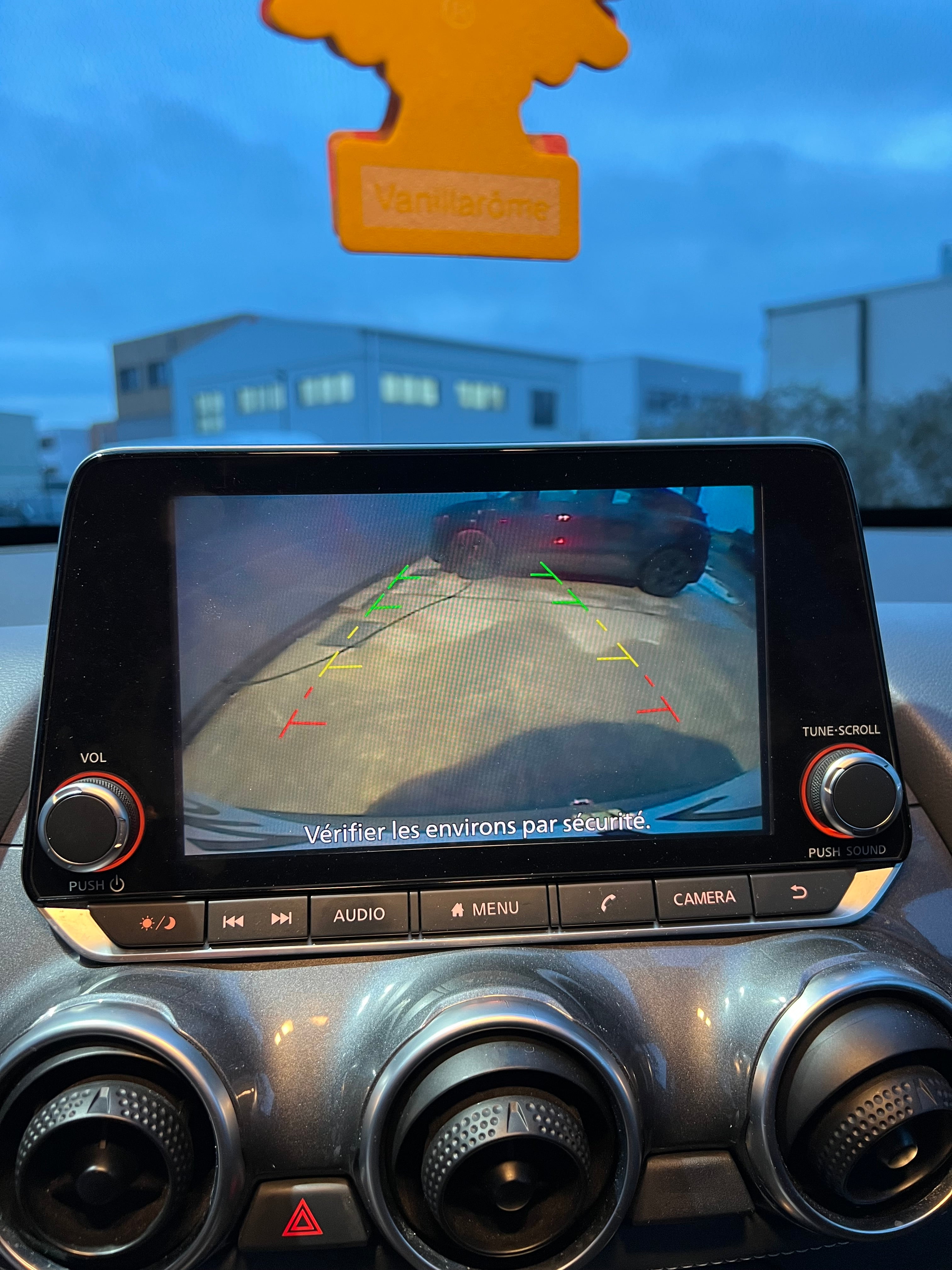 Nissan Juke 1.0 DIG-T 7DCT 114cv Nissan Juke 1.0 DIG-T 7DCT 114cv