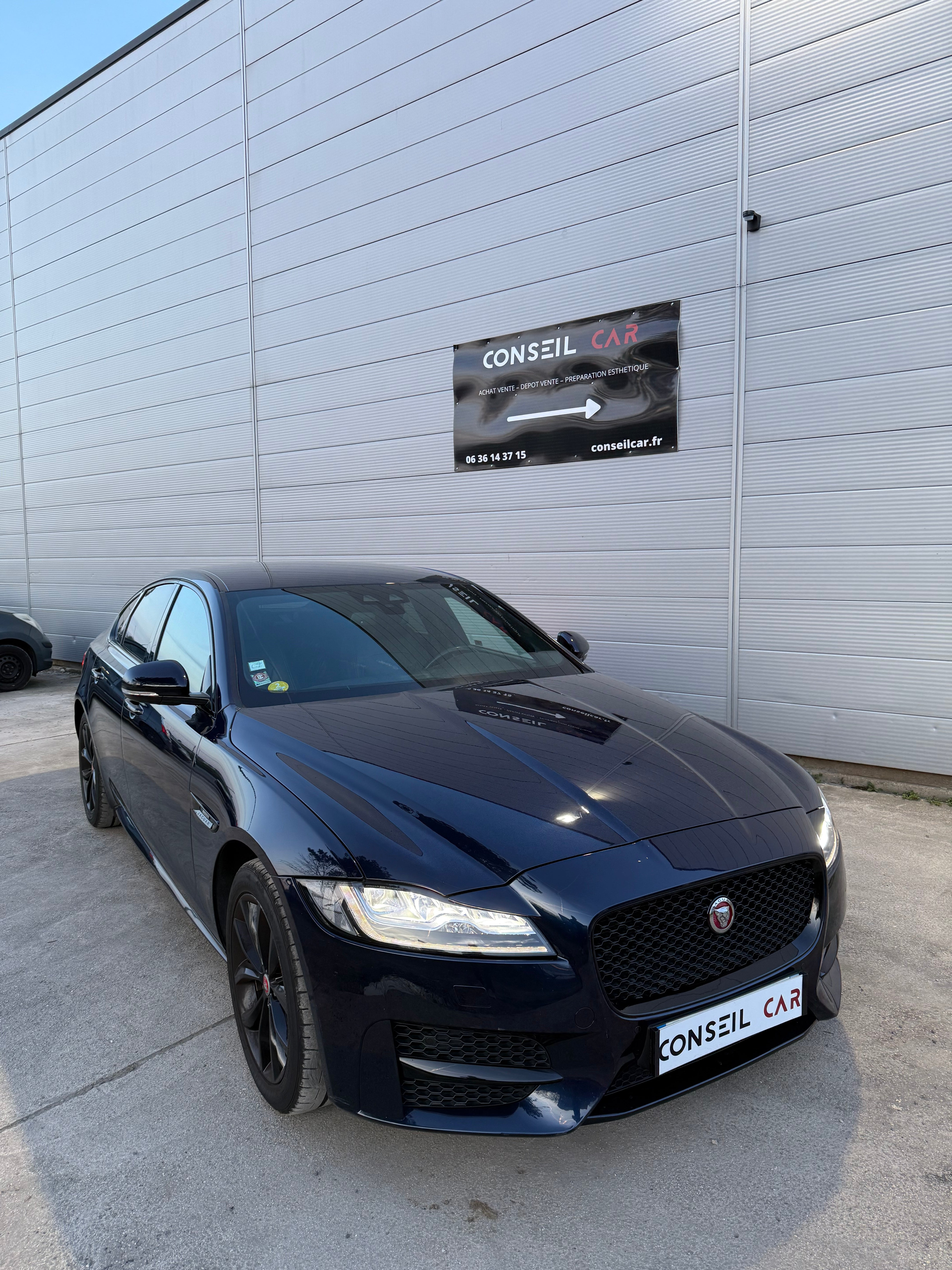 Jaguar XF X260 2.0 D 163 cv Jaguar XF X260 2.0 D 163 cv