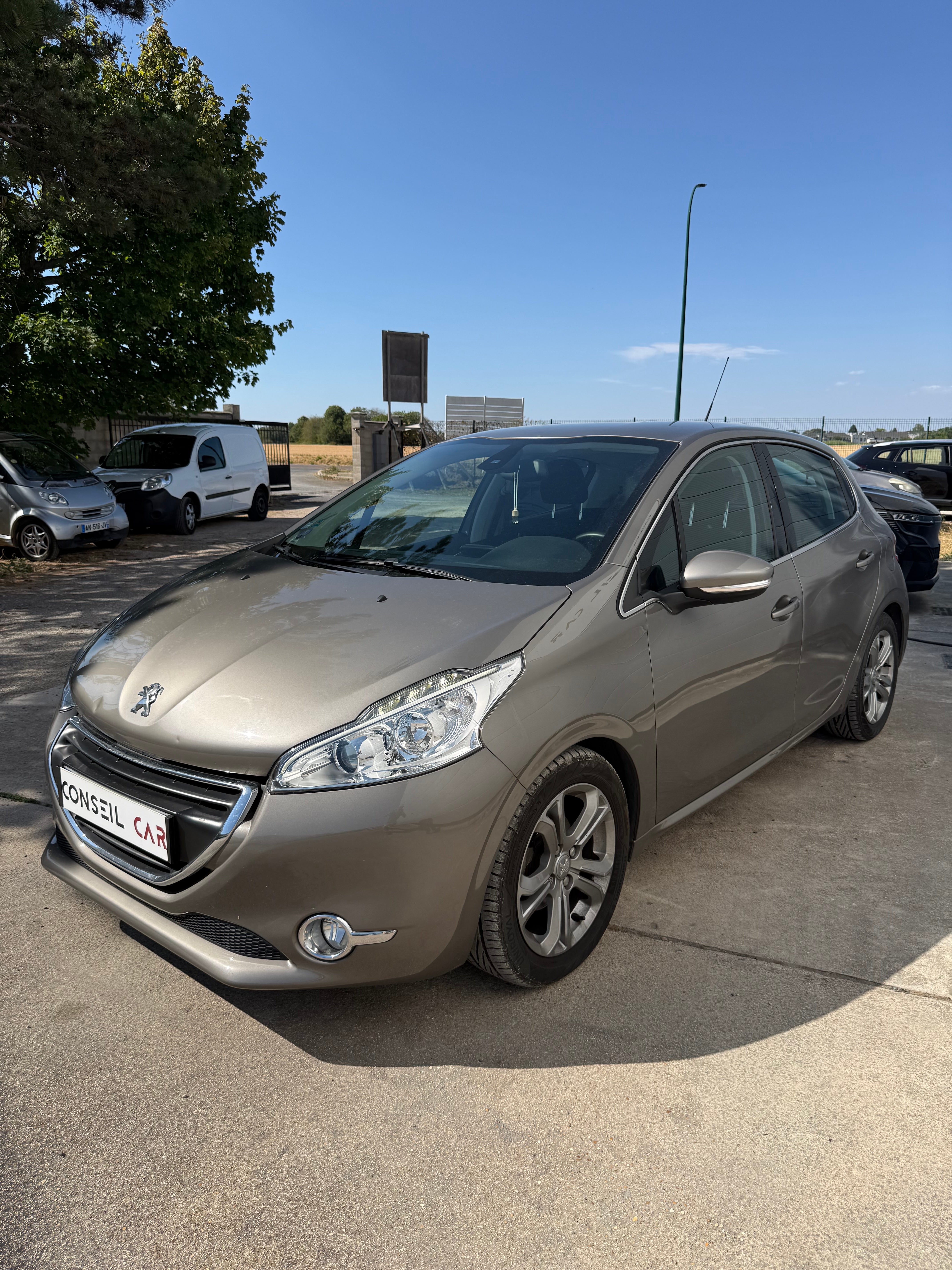 Peugeot 208 1.6VTi 120 Allure Peugeot 208 1.6VTi 120 Allure