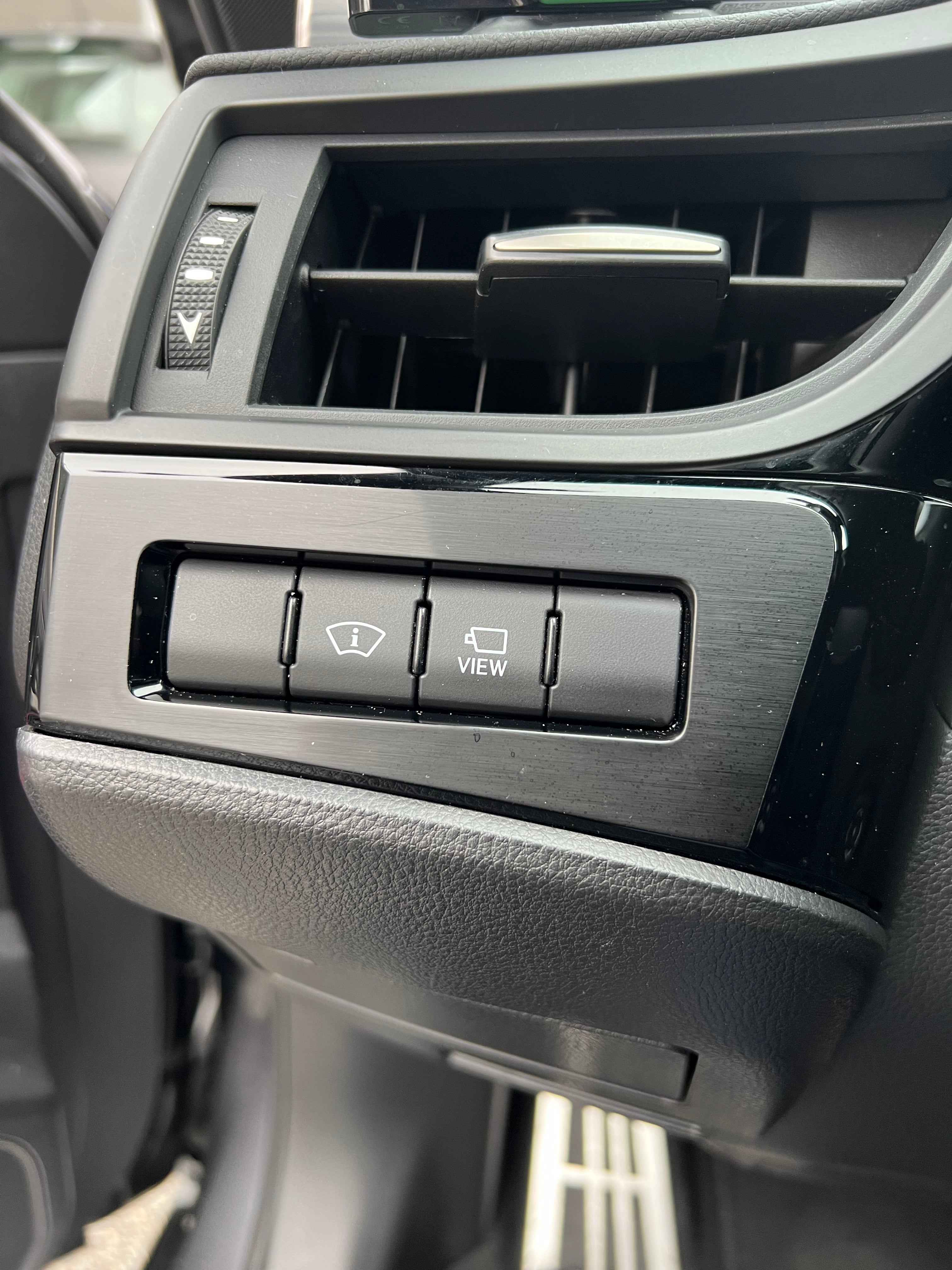 Lexus ES300H 178cv F-Sport Hybride non-rechargeable Lexus ES300H 178cv F-Sport Hybride non-rechargeable