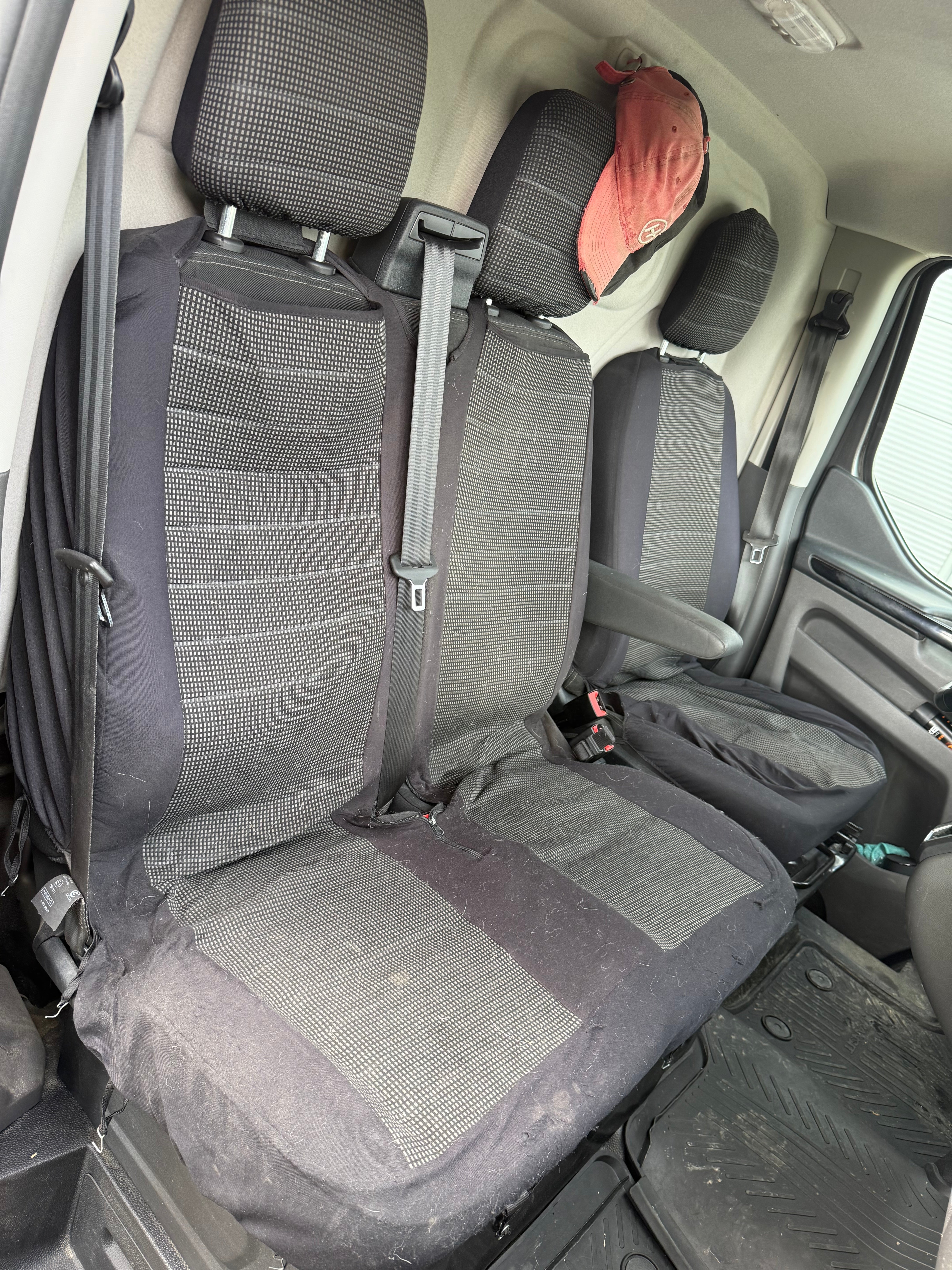 Ford Transit Custom Vu FOURGON 300 2.0 TDCI 170 L1H1 COURT Ford Transit Custom Vu FOURGON 300 2.0 TDCI 170 L1H1 COURT