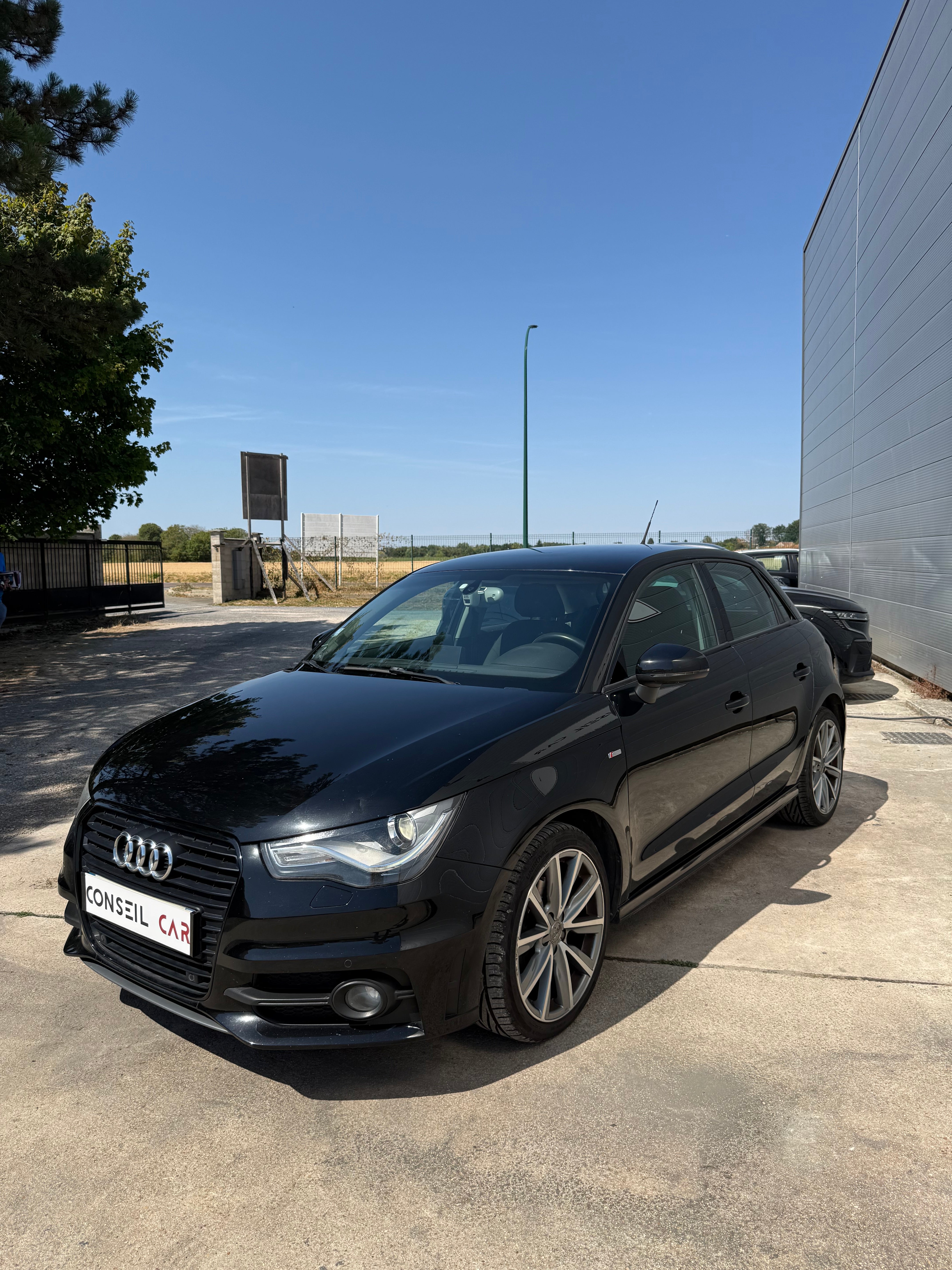 Audi A1 1.4 TFSI 125ch S-Line S-tronic Audi A1 1.4 TFSI 125ch S-Line S-tronic
