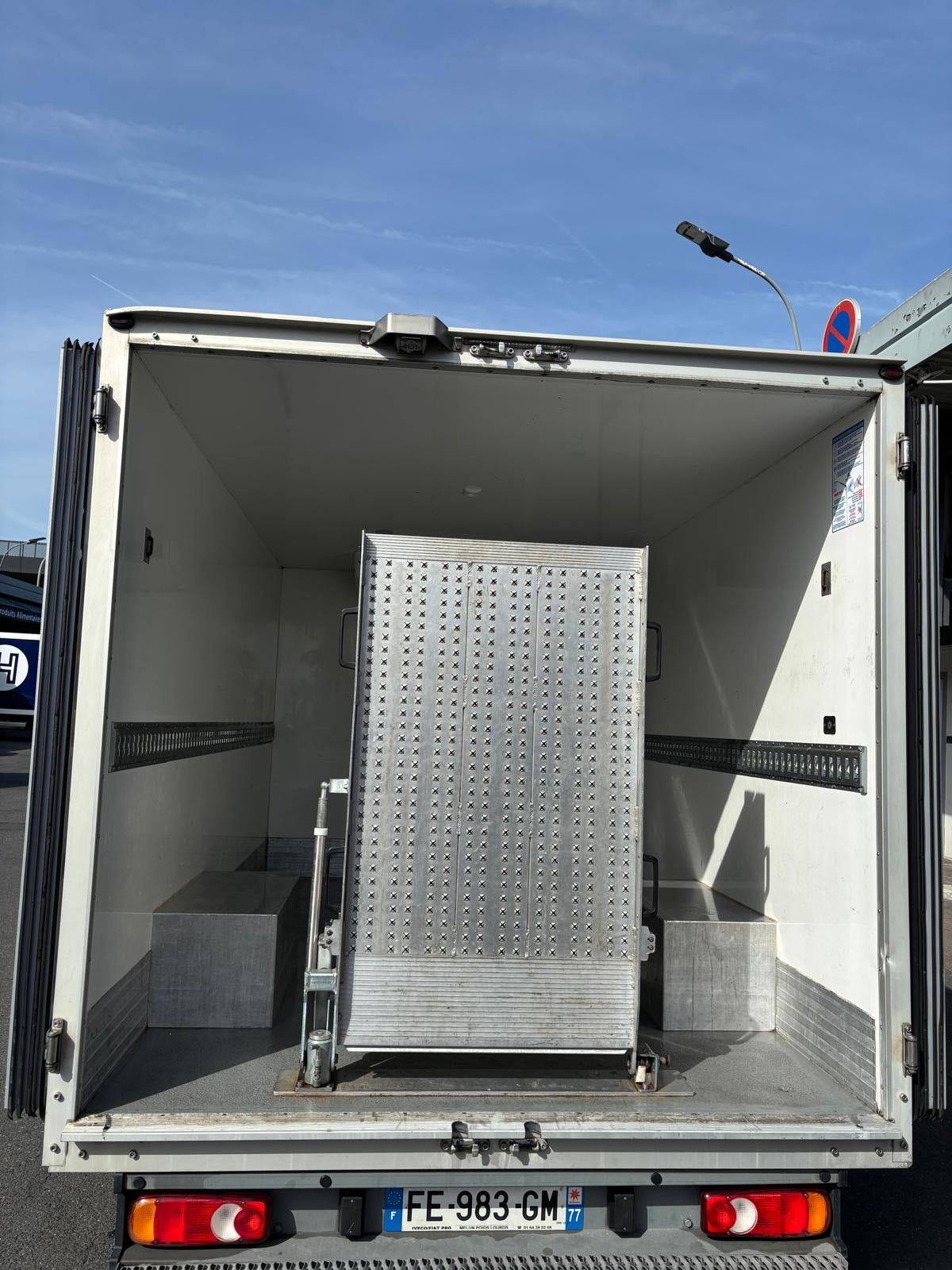 Fiat Ducato cabine frigo 2.3MJT 177CH Fiat Ducato cabine frigo 2.3MJT 177CH