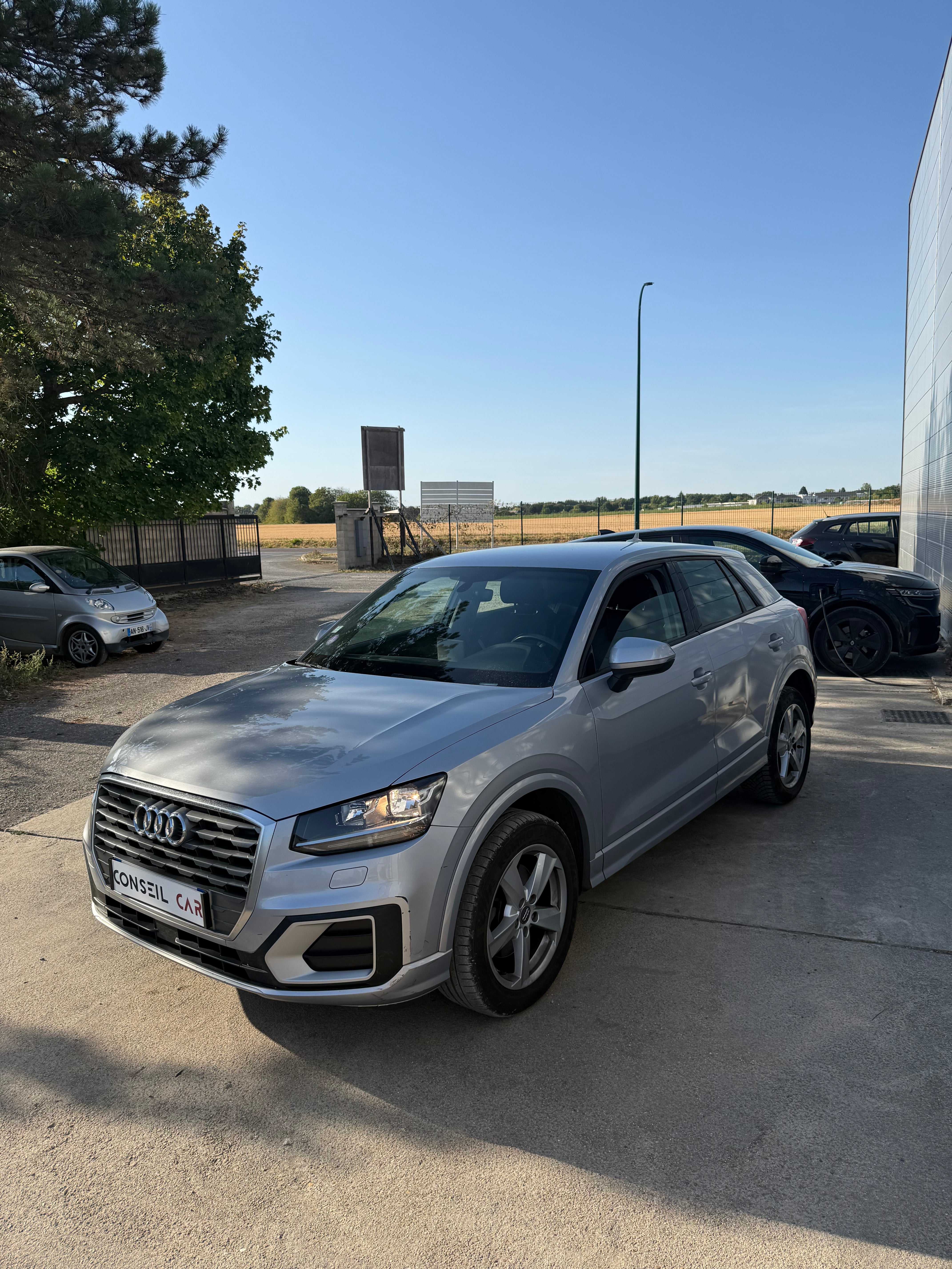 Audi Q2 1.4 TFSI 150ch Business Line S-Tronic Audi Q2 1.4 TFSI 150ch Business Line S-Tronic