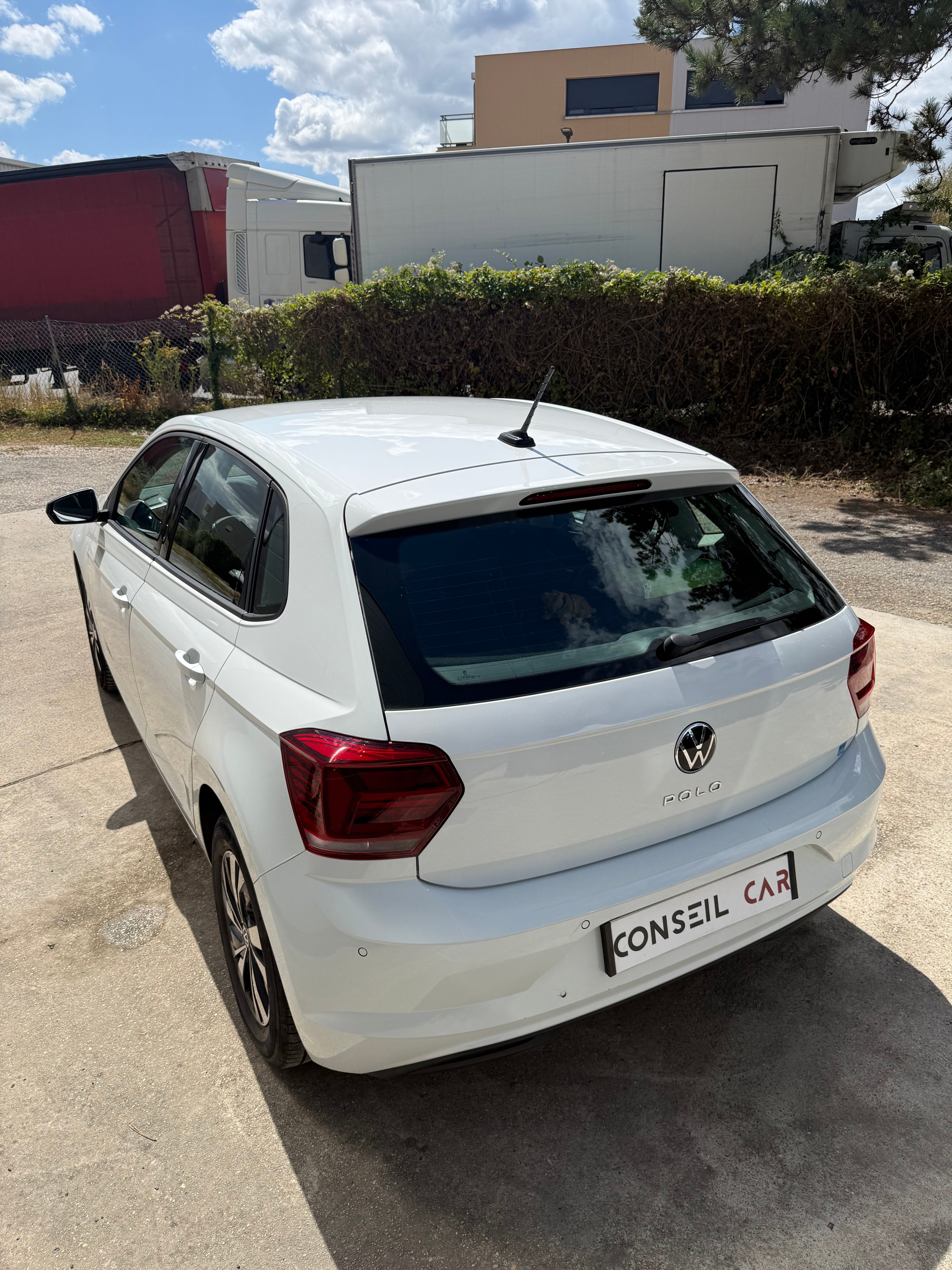 Volkswagen Polo VI 1.0 MPI 80cv lounge Volkswagen Polo VI 1.0 MPI 80cv lounge