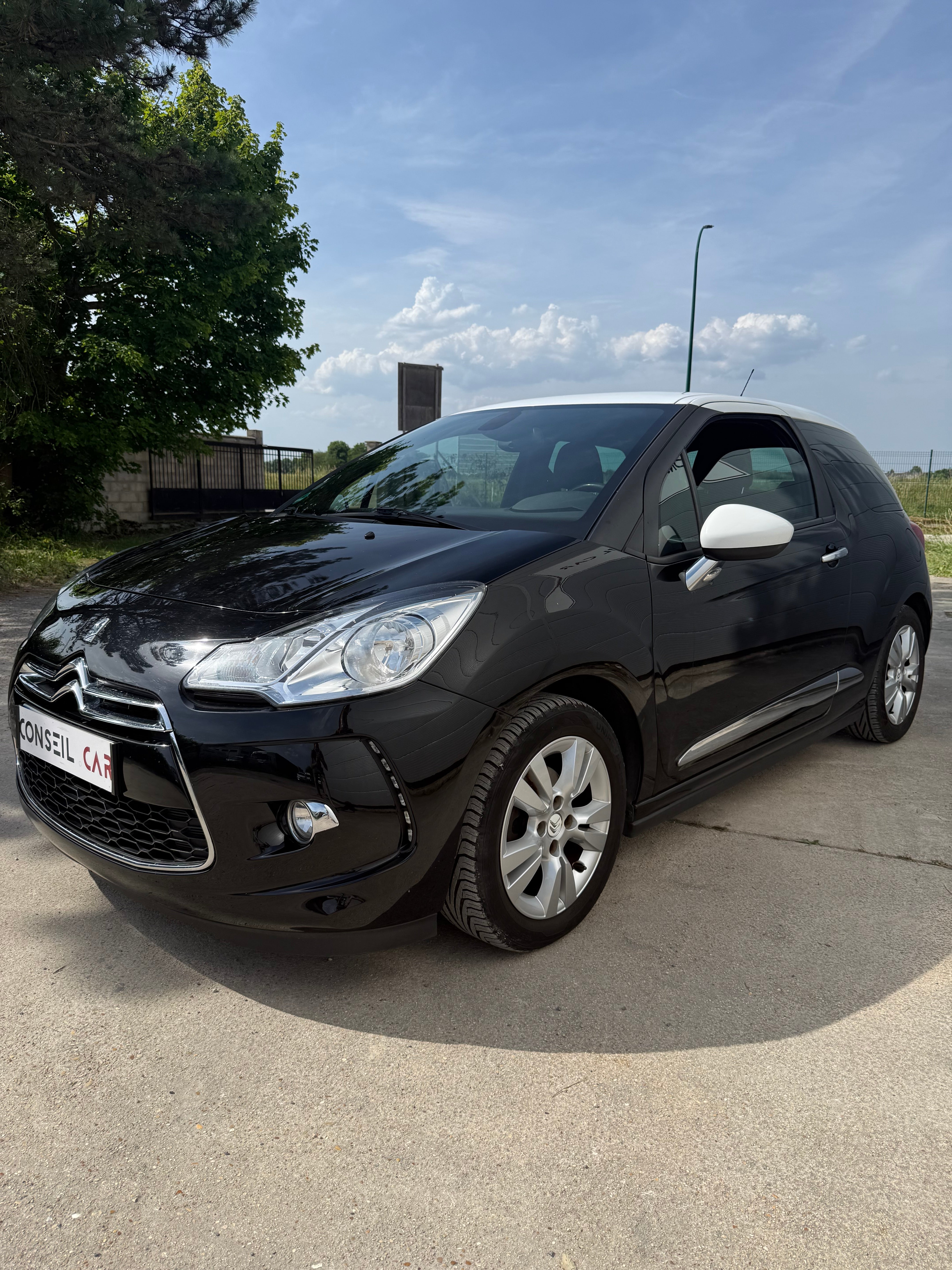 DS3 1.6 VTI 120cv SOCHIC DS3 1.6 VTI 120cv SOCHIC