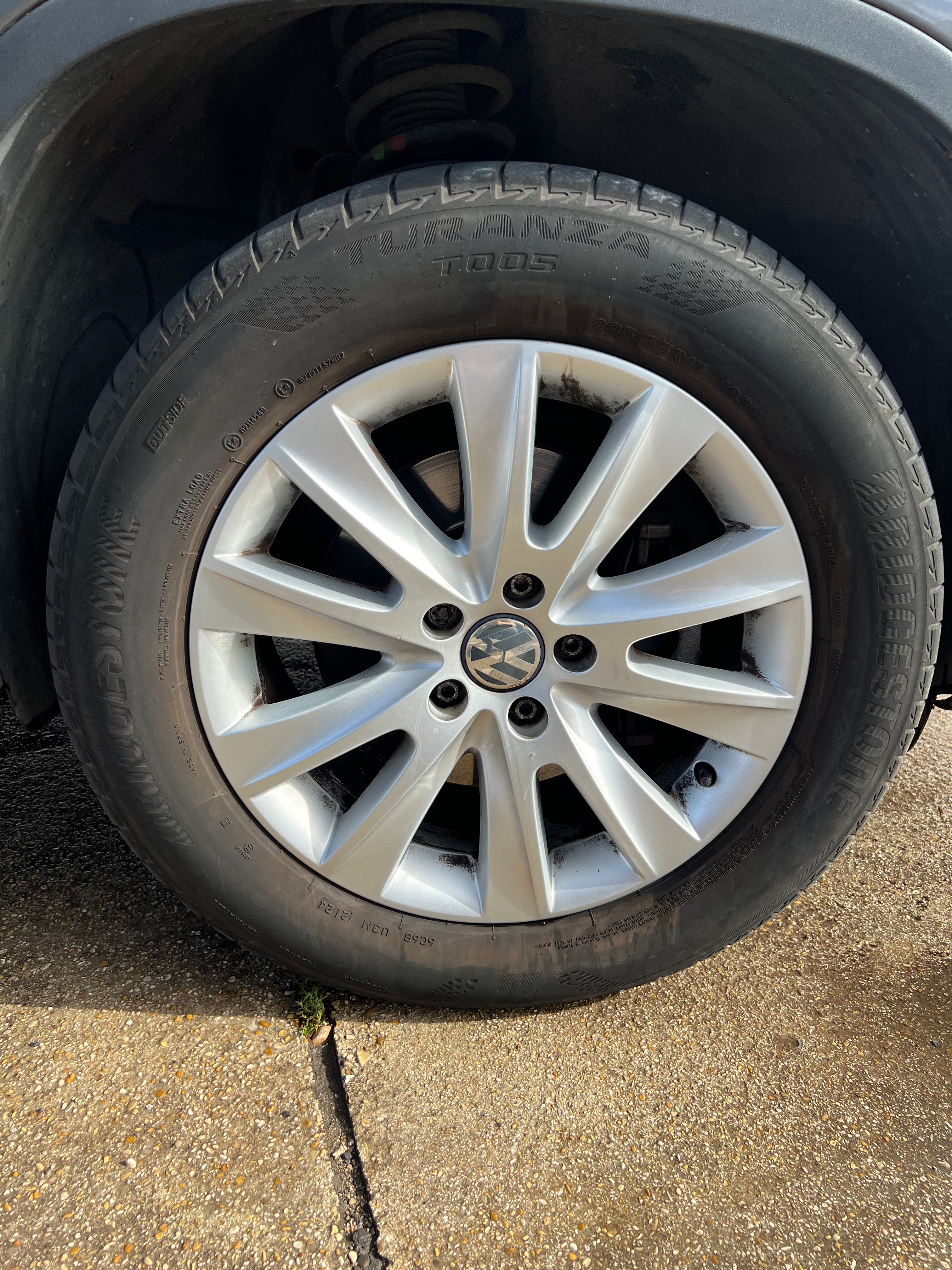 Volkswagen Tiguan 2.0 TDI 140 BLUEMOTION SPORTLINE Volkswagen Tiguan 2.0 TDI 140 BLUEMOTION SPORTLINE