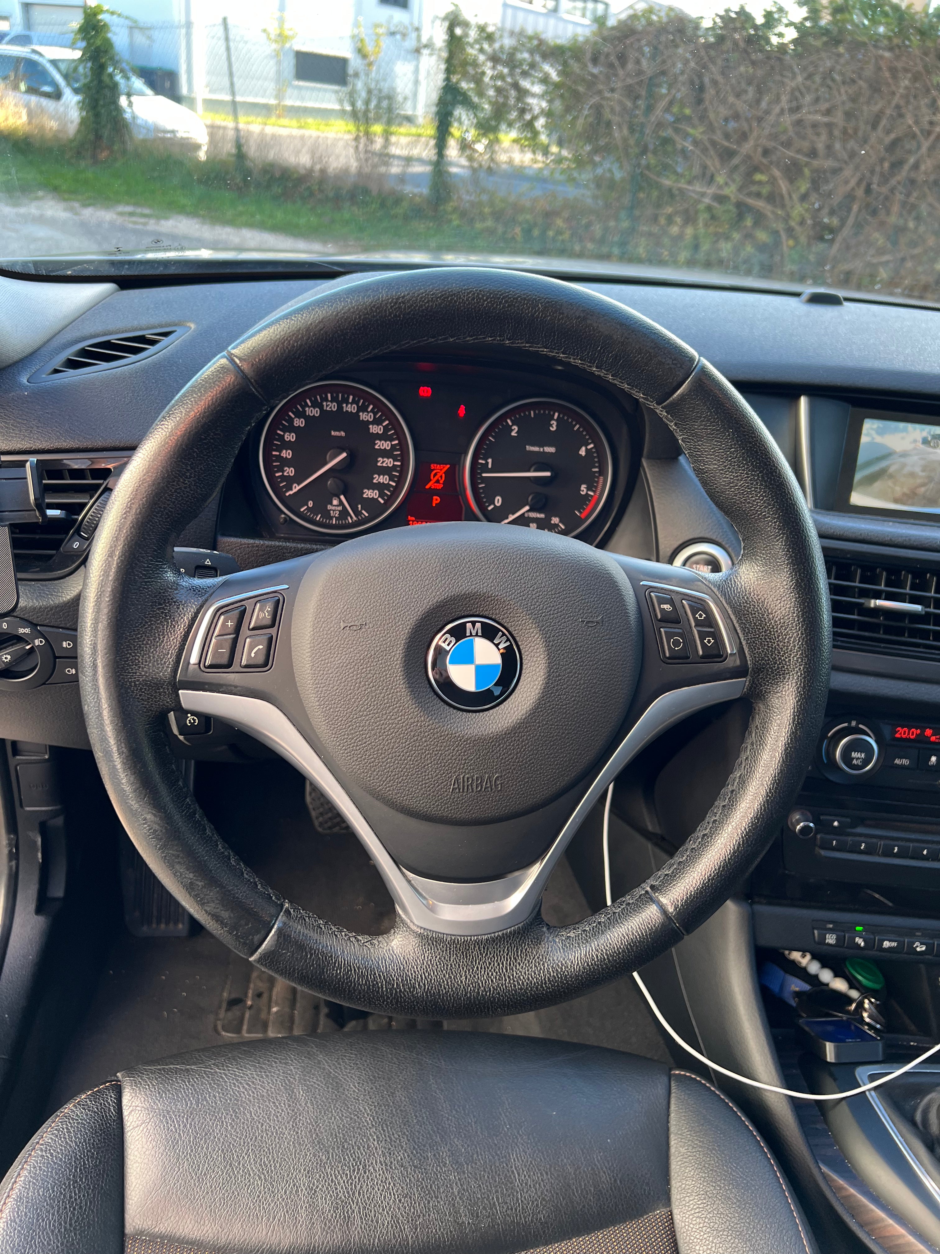 BMW X1 X-Line XDrive 18D BVA BMW X1 X-Line XDrive 18D BVA