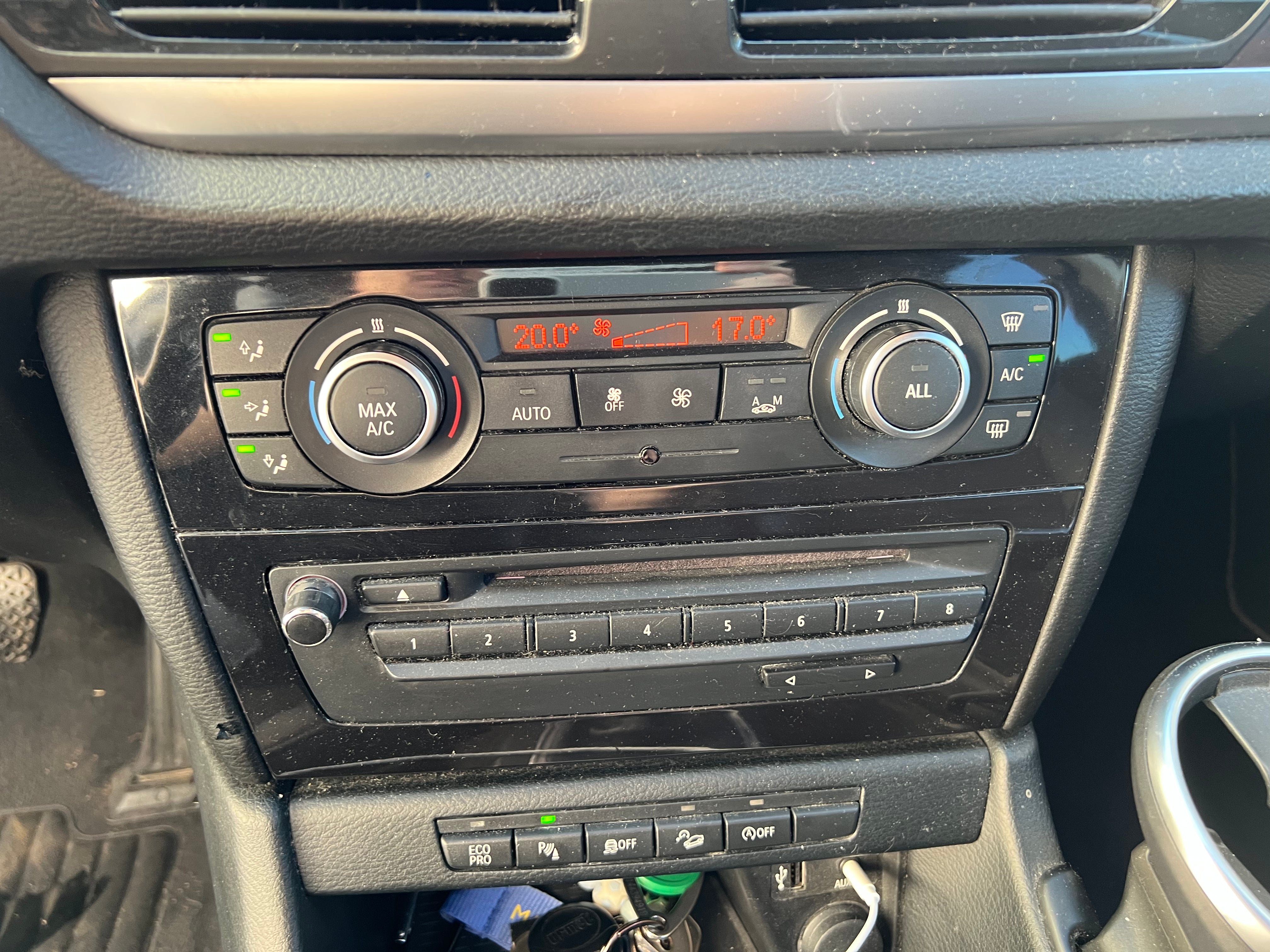 BMW X1 X-Line XDrive 18D BVA BMW X1 X-Line XDrive 18D BVA
