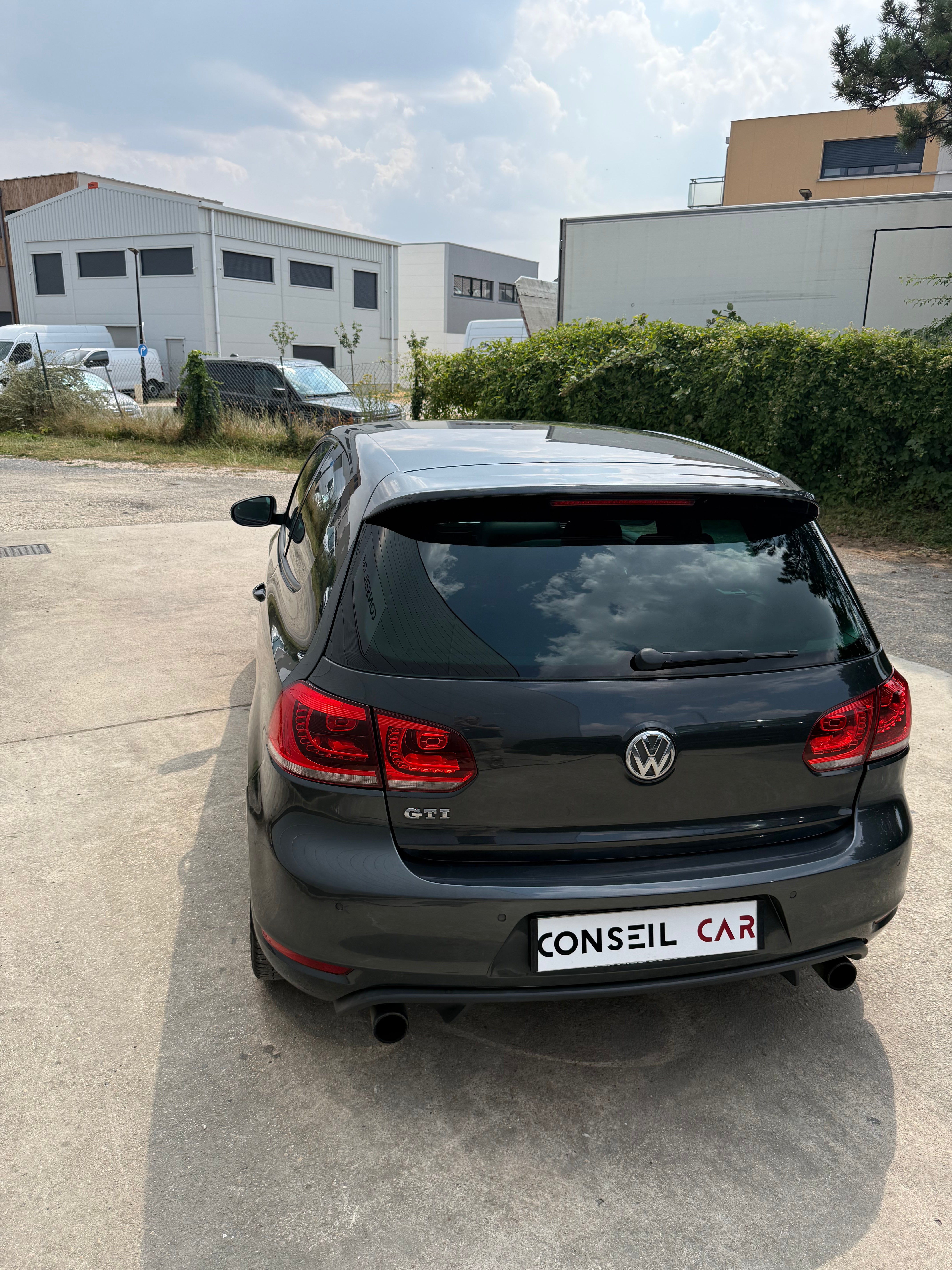 Volkswagen Golf 6 2.0 TSI 210 GTI Volkswagen Golf 6 2.0 TSI 210 GTI