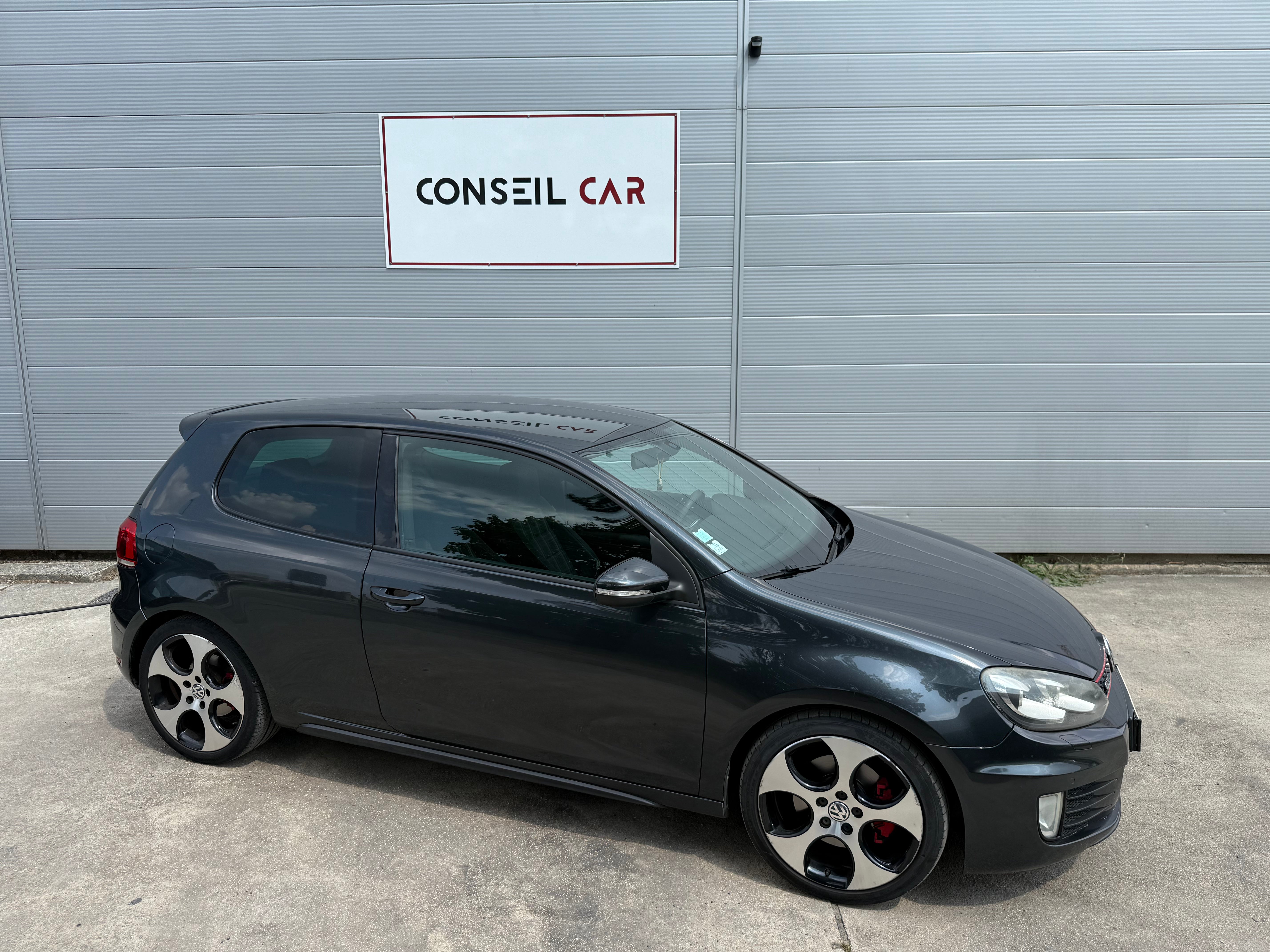 Volkswagen Golf 6 2.0 TSI 210 GTI Volkswagen Golf 6 2.0 TSI 210 GTI