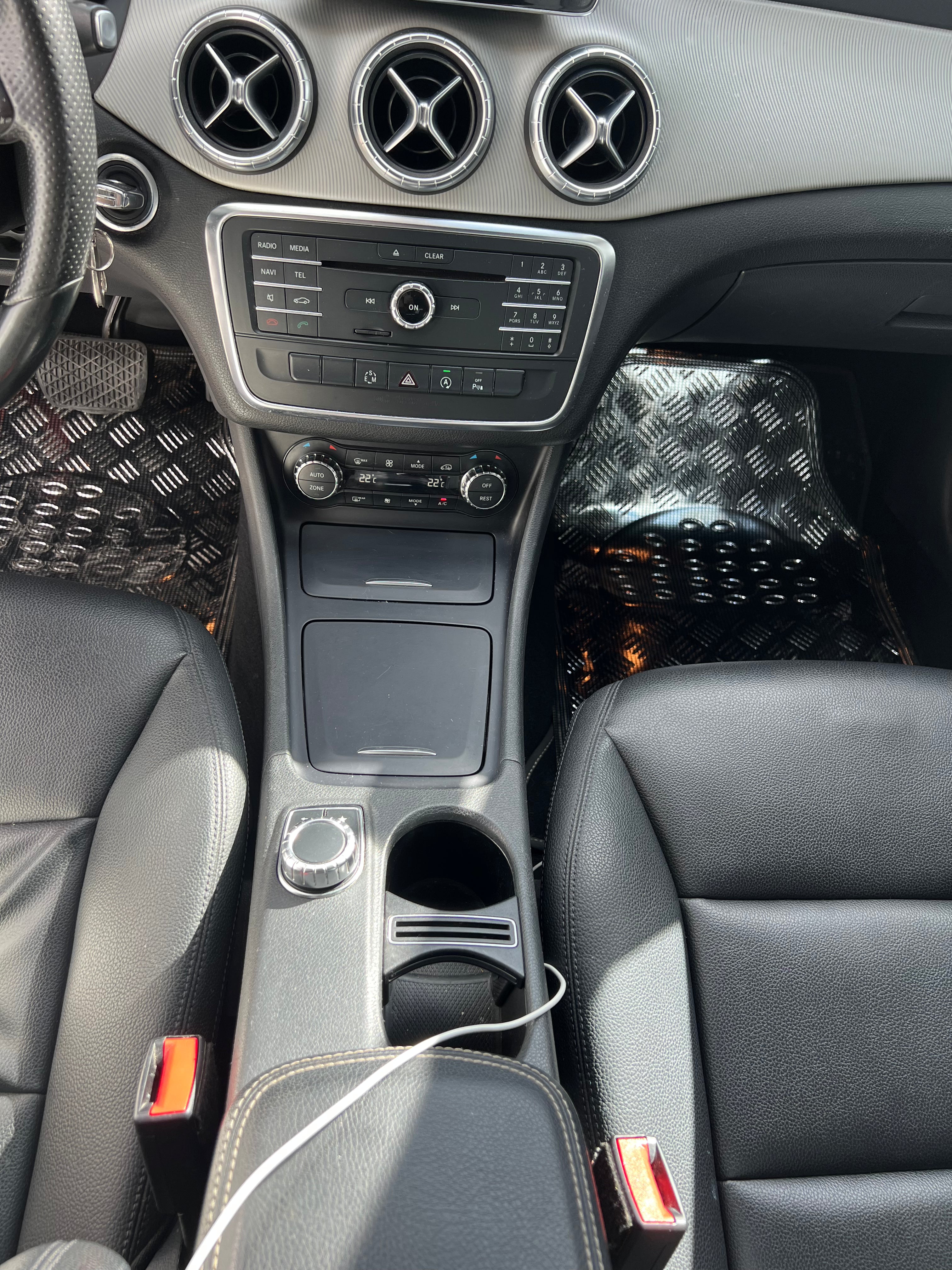Mercedes Classe Cla COUPE 2.2 220 CDI 175 BUSINESS Mercedes Classe Cla COUPE 2.2 220 CDI 175 BUSINESS