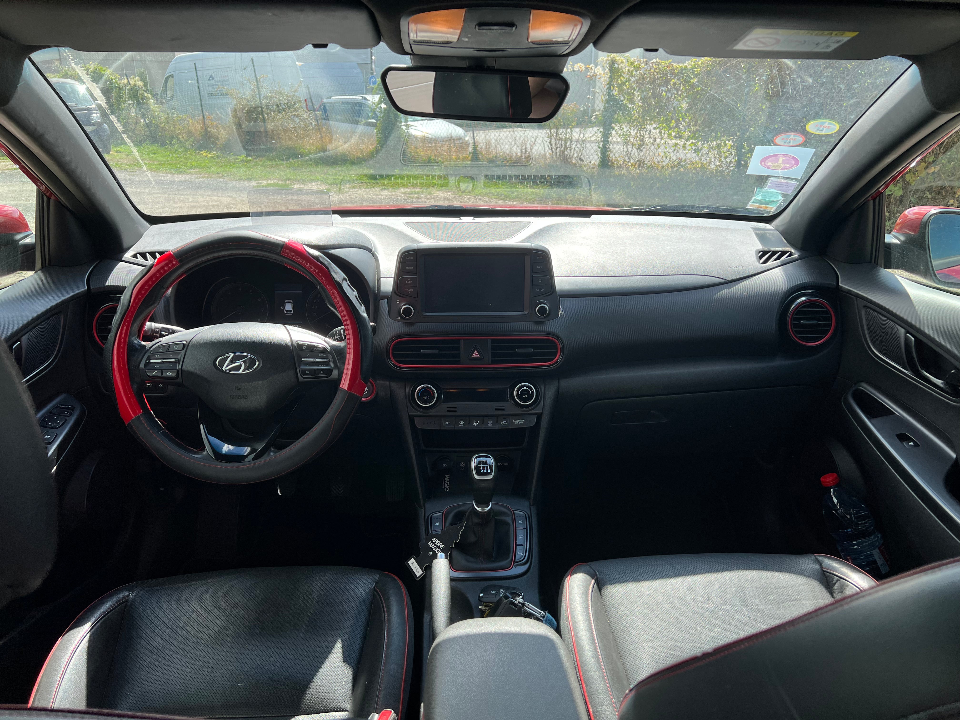 Hyundai Kona 1.0 T-GDI 120 EXECUTIVE Hyundai Kona 1.0 T-GDI 120 EXECUTIVE