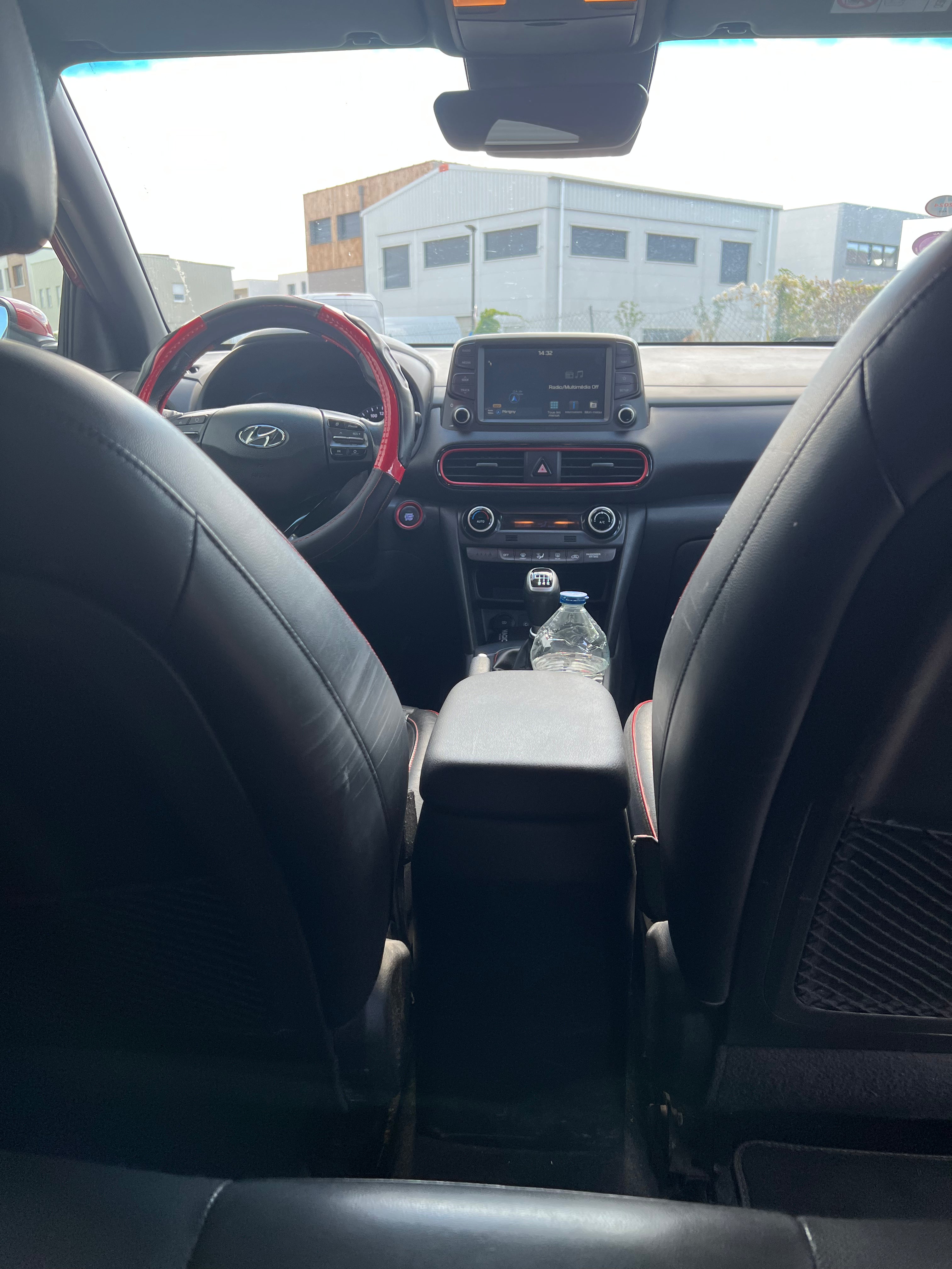 Hyundai Kona 1.0 T-GDI 120 EXECUTIVE Hyundai Kona 1.0 T-GDI 120 EXECUTIVE