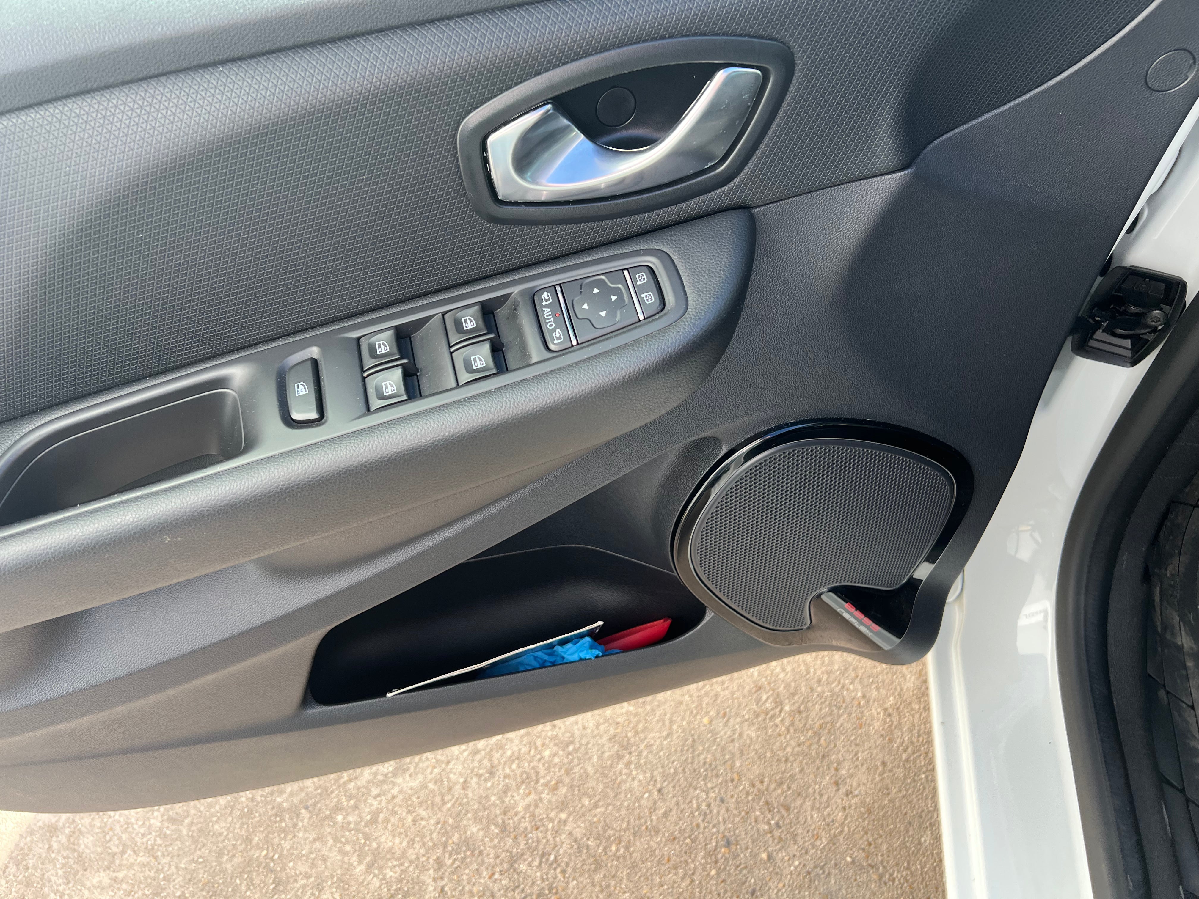 RENAULT Clio 0.9 TCE 90 ENERGY INTENS RENAULT Clio 0.9 TCE 90 ENERGY INTENS