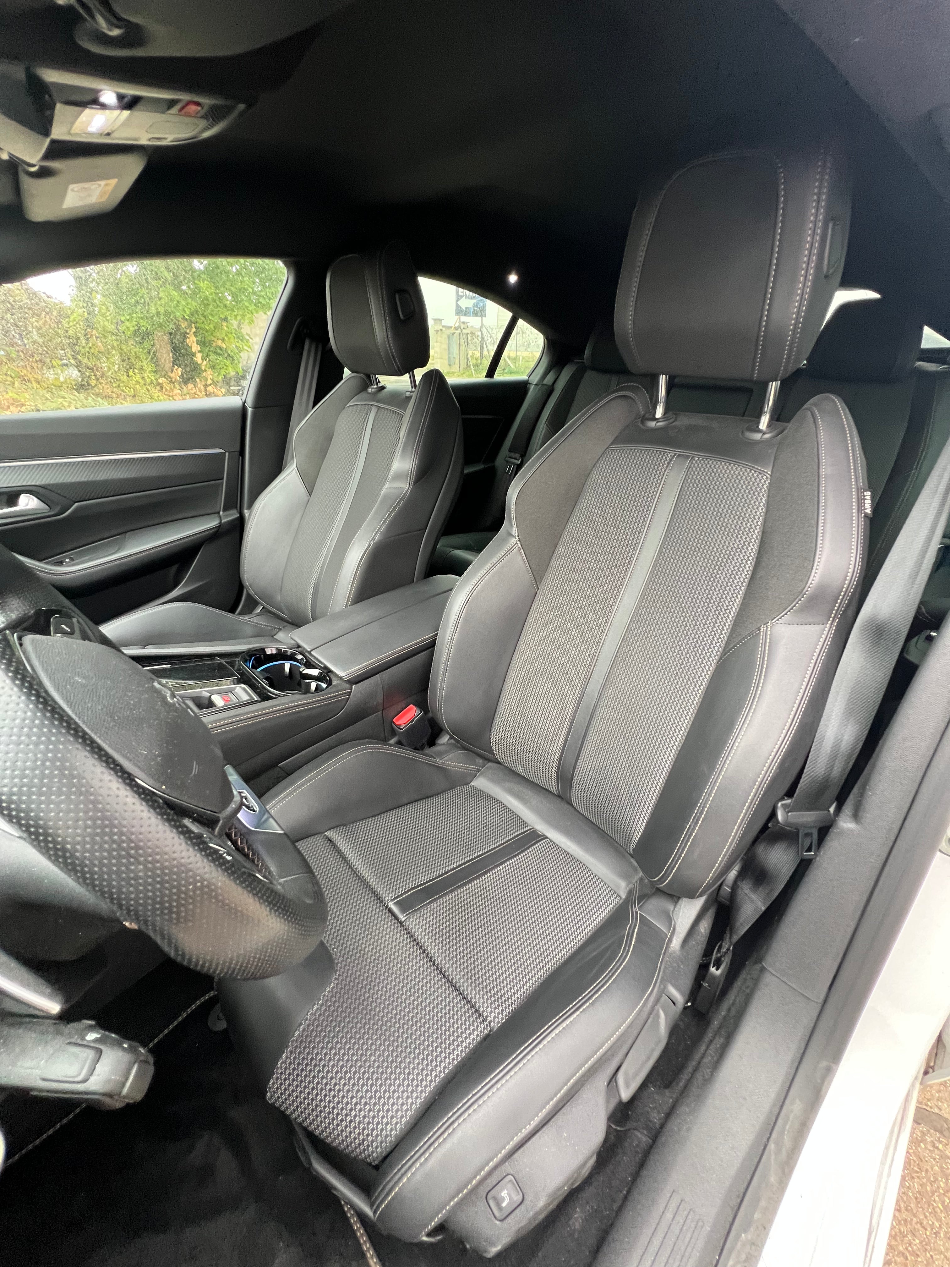 Peugeot 508 GENERATION-II 1.2 PURETECH 130 GT EAT BVA START-STOP Peugeot 508 GENERATION-II 1.2 PURETECH 130 GT EAT BVA START-STOP