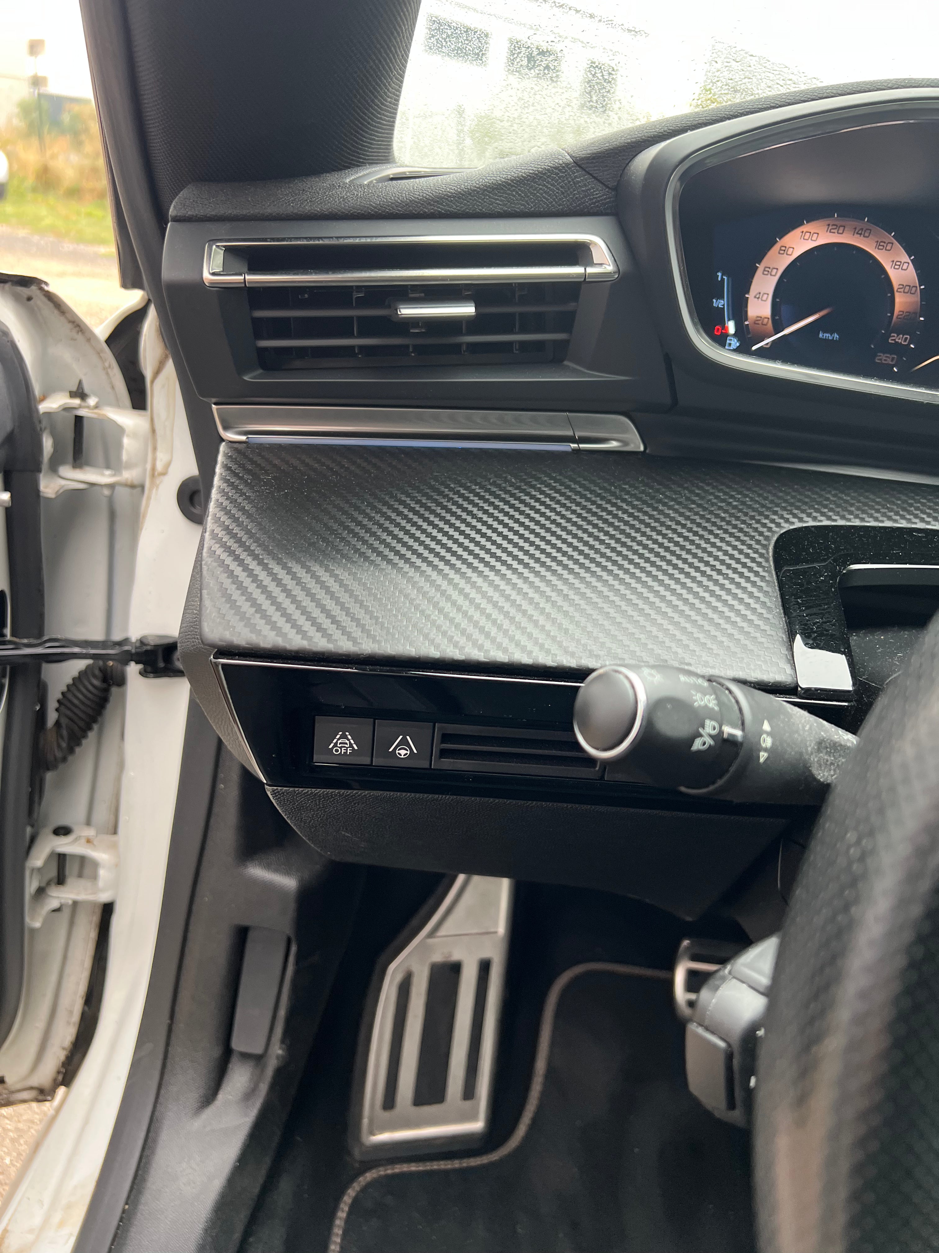 Peugeot 508 GENERATION-II 1.2 PURETECH 130 GT EAT BVA START-STOP Peugeot 508 GENERATION-II 1.2 PURETECH 130 GT EAT BVA START-STOP
