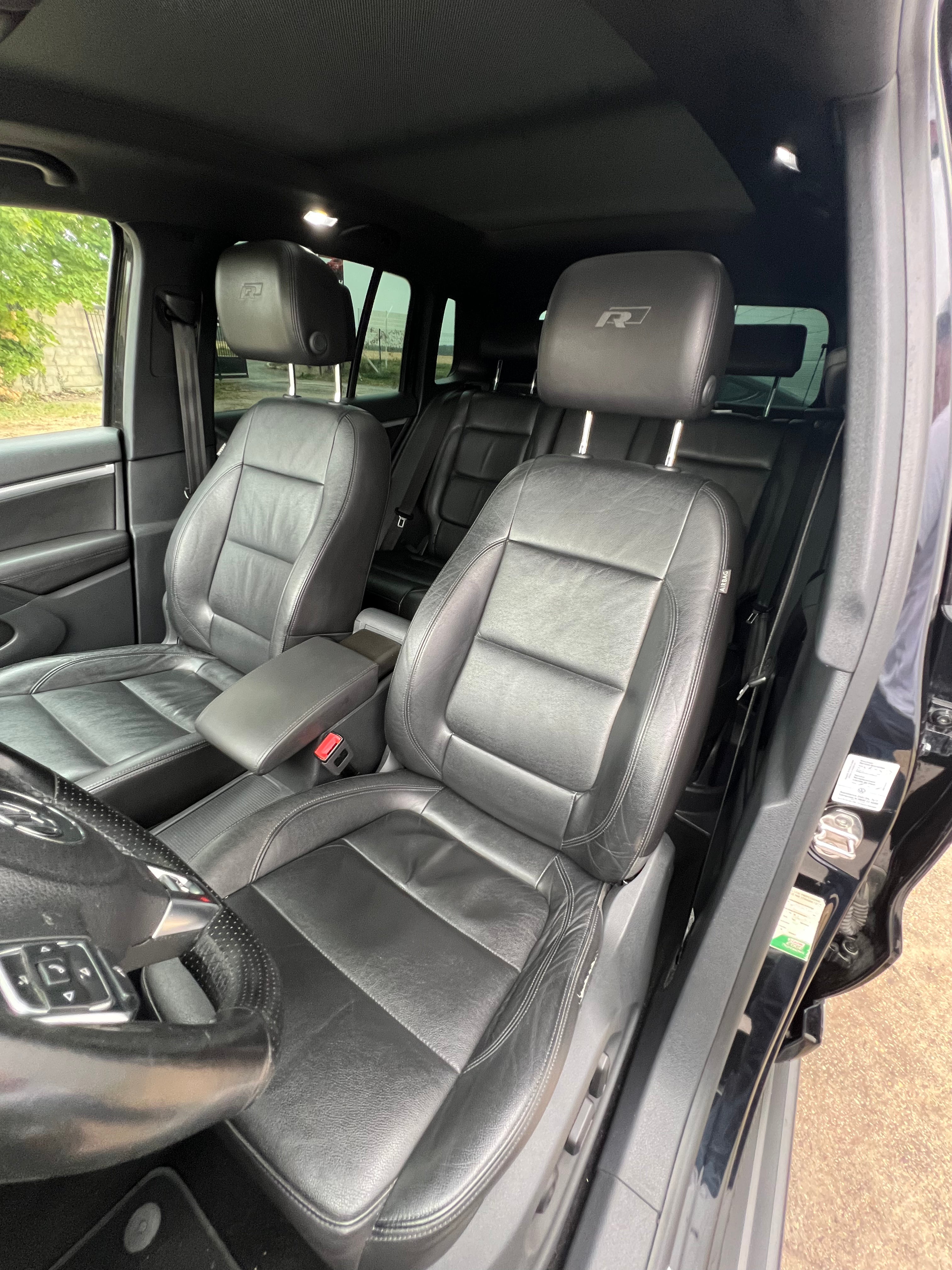 Volkswagen Tiguan 2.0 TDI 175 BLUEMOTION R EXCLUSIVE 4MOTION DSG BVA Volkswagen Tiguan 2.0 TDI 175 BLUEMOTION R EXCLUSIVE 4MOTION DSG BVA
